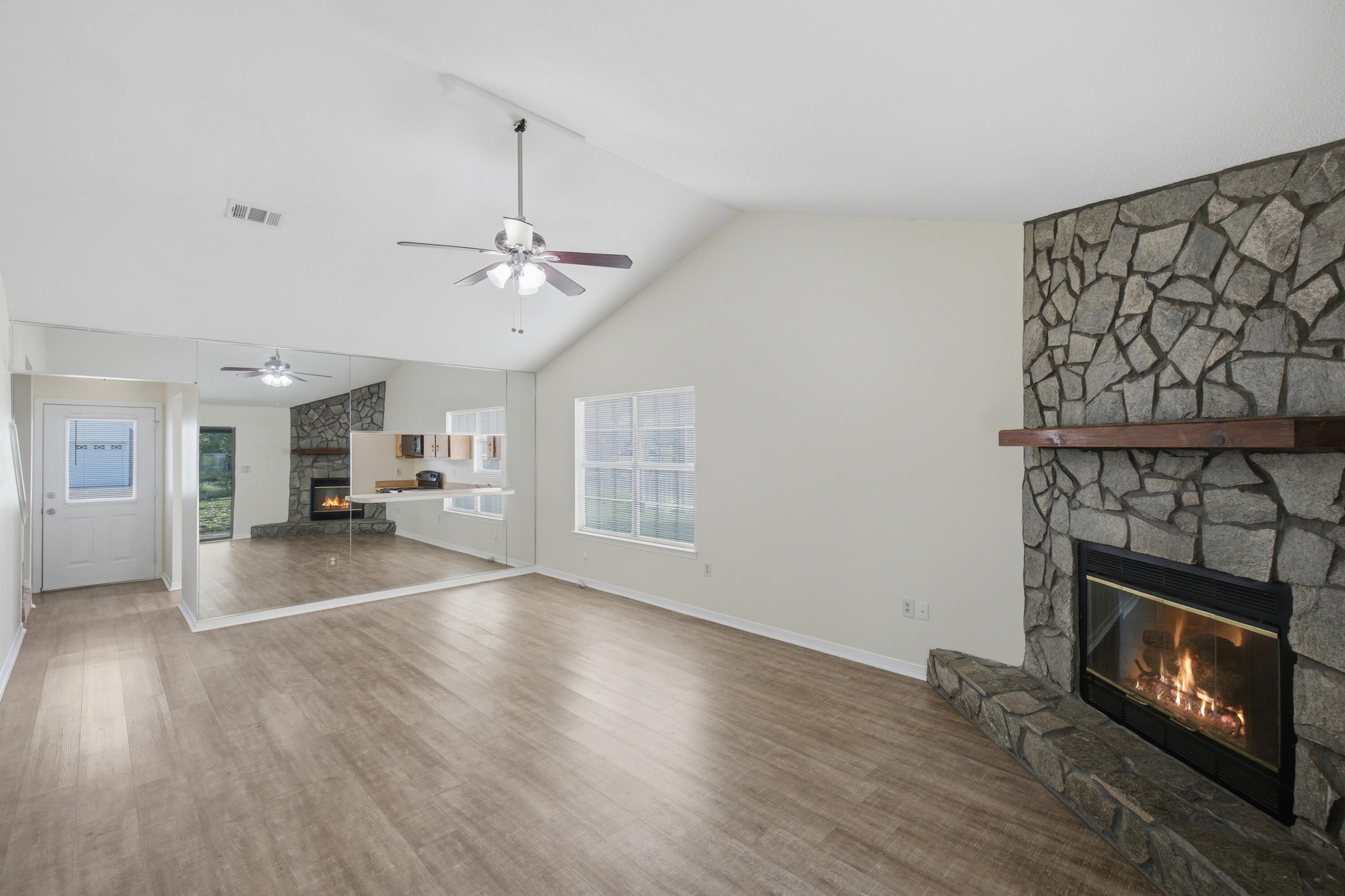 CRYSTAL LAKE ESTATES - Residential