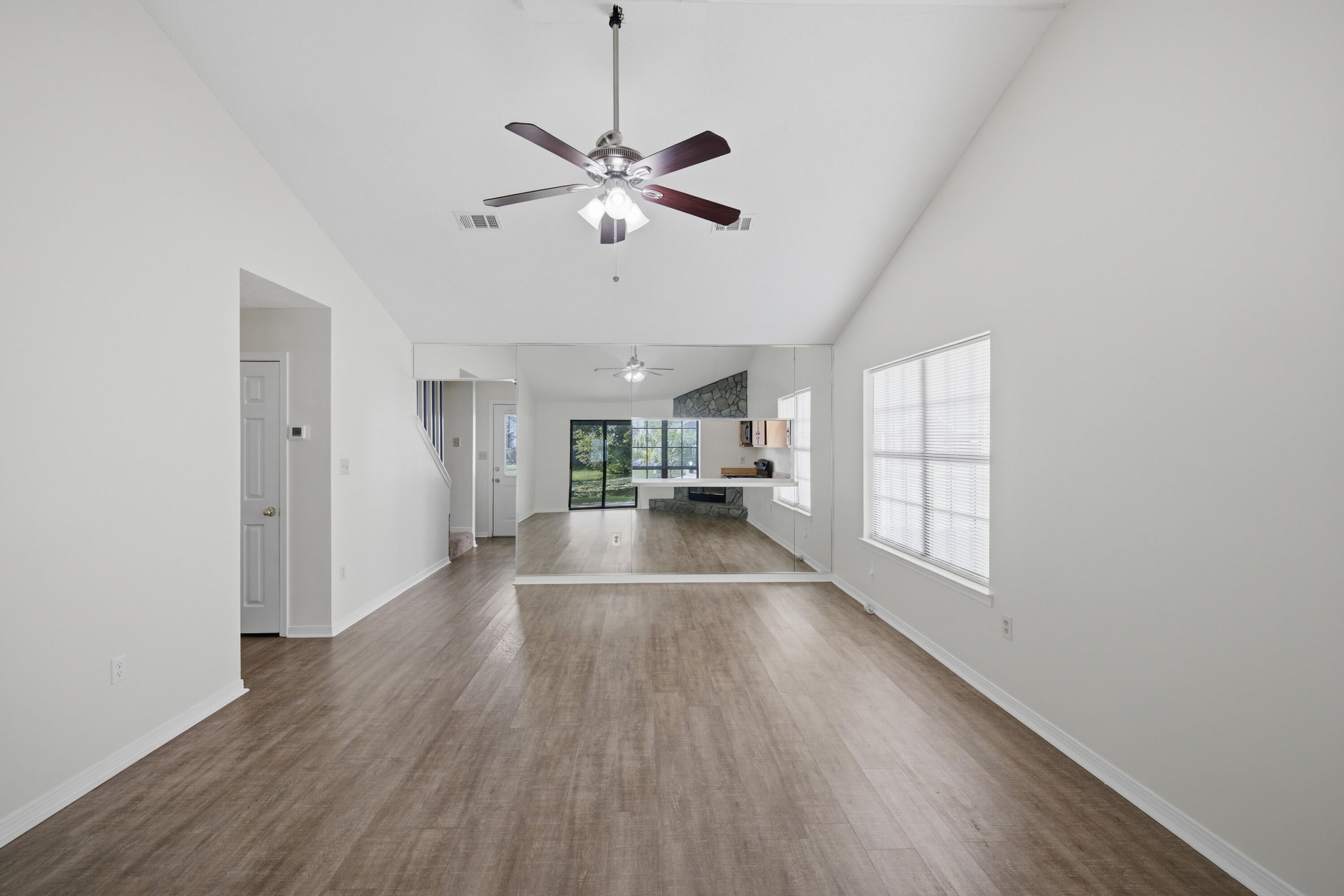 CRYSTAL LAKE ESTATES - Residential