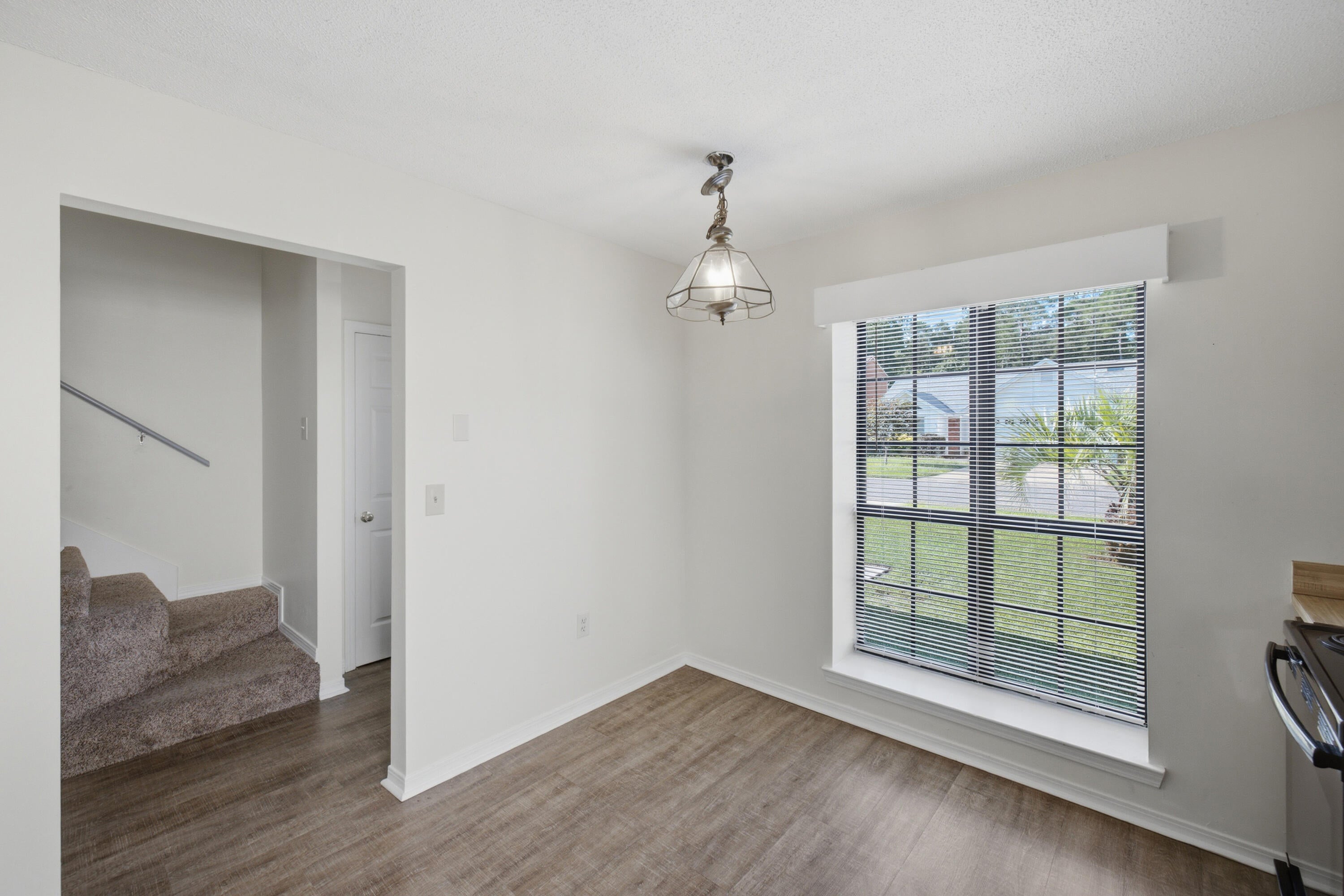 CRYSTAL LAKE ESTATES - Residential