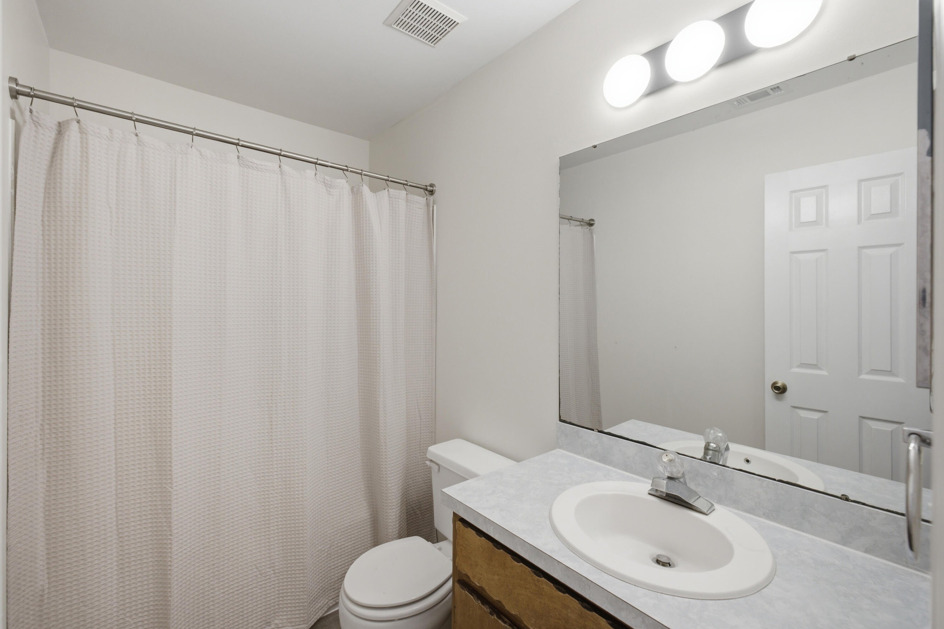 CRYSTAL LAKE ESTATES - Residential