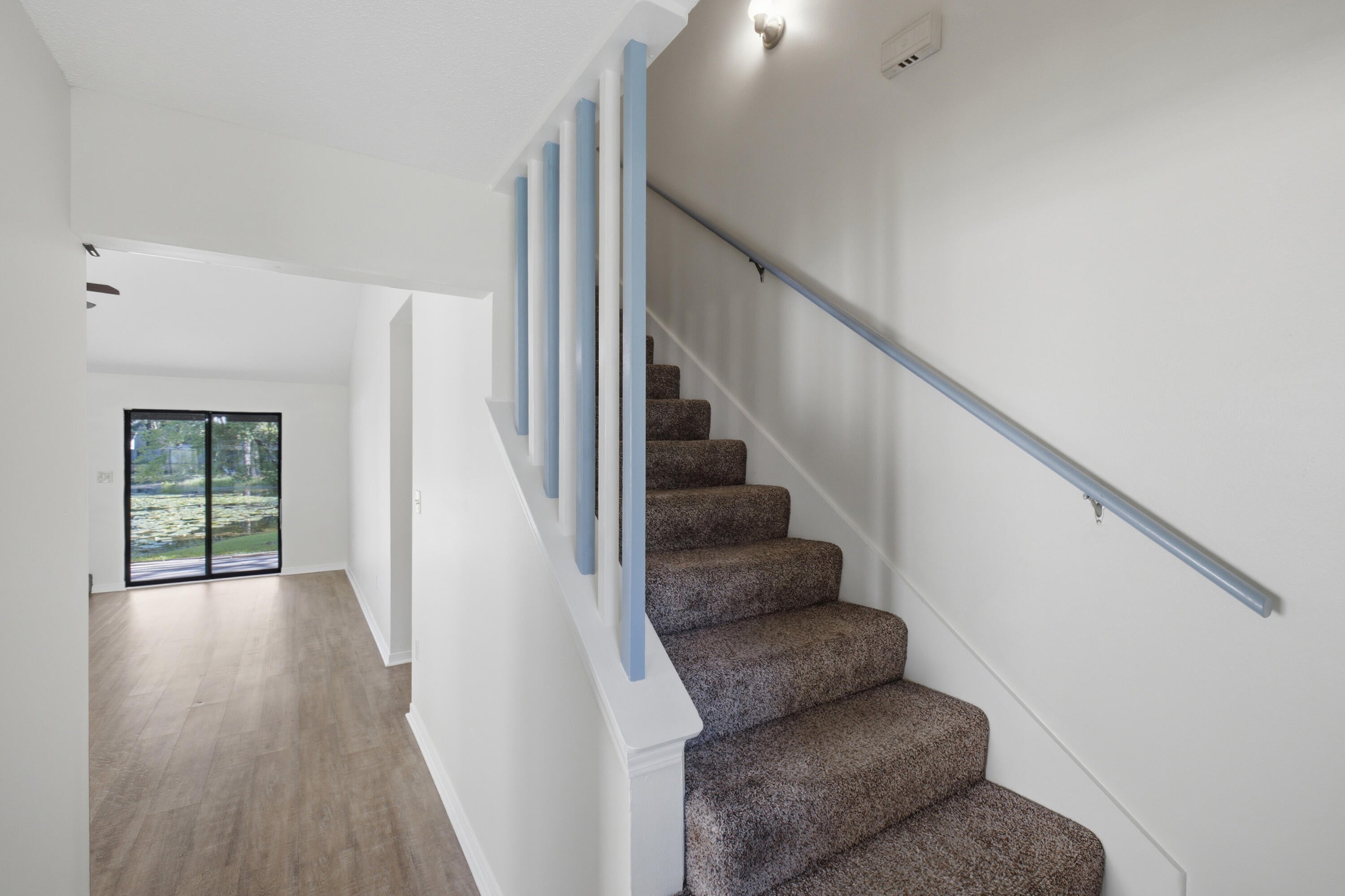 CRYSTAL LAKE ESTATES - Residential