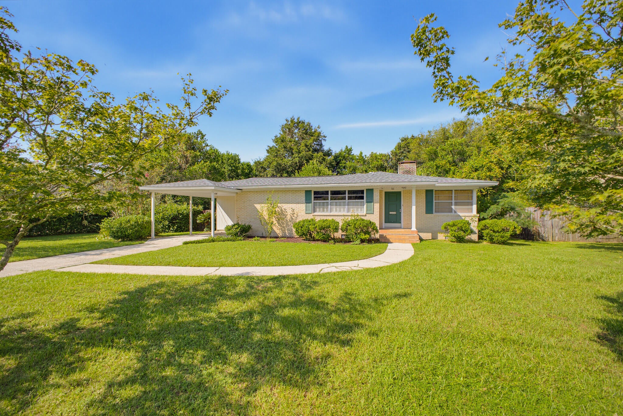 CORDOVA PARK - Residential