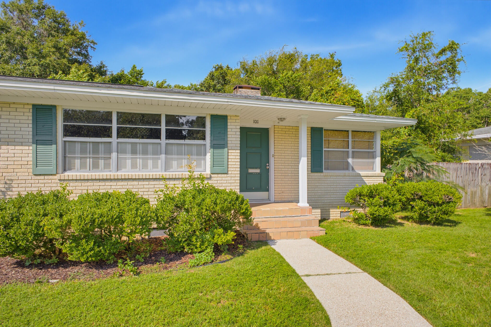 CORDOVA PARK - Residential