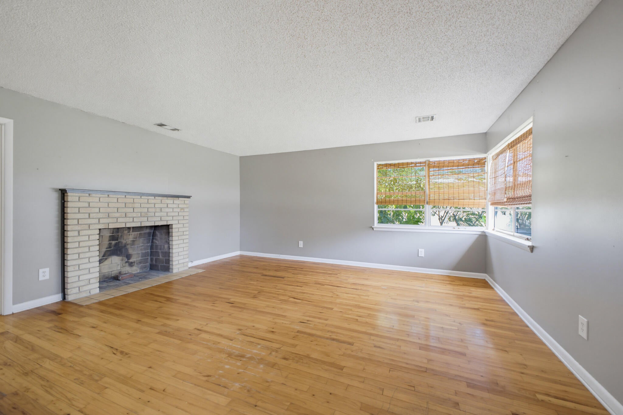 CORDOVA PARK - Residential