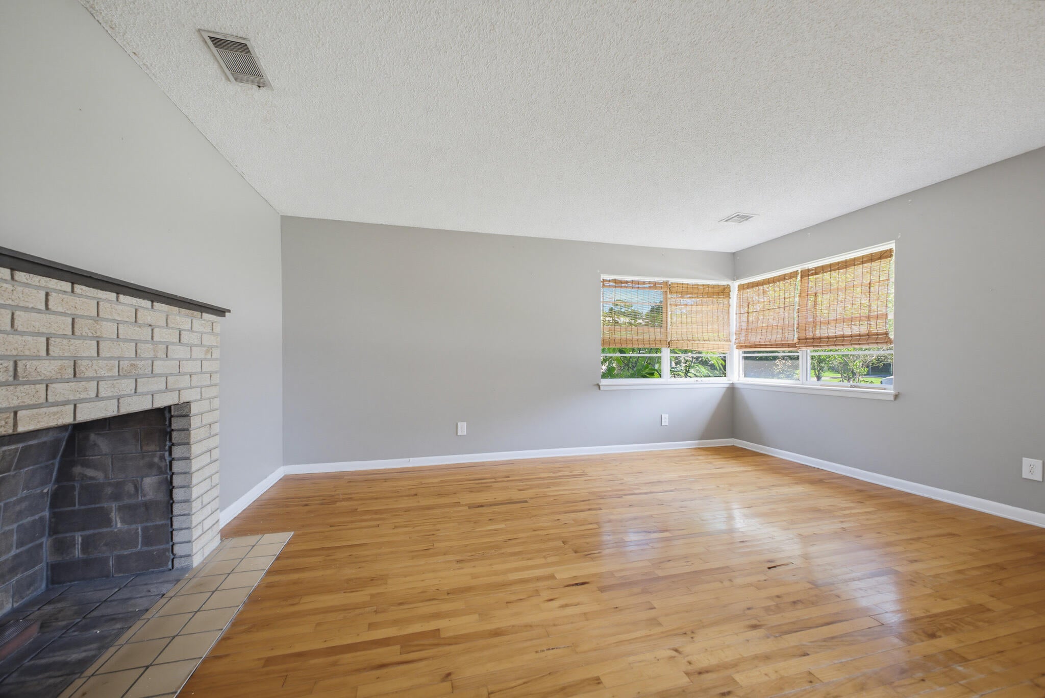 CORDOVA PARK - Residential