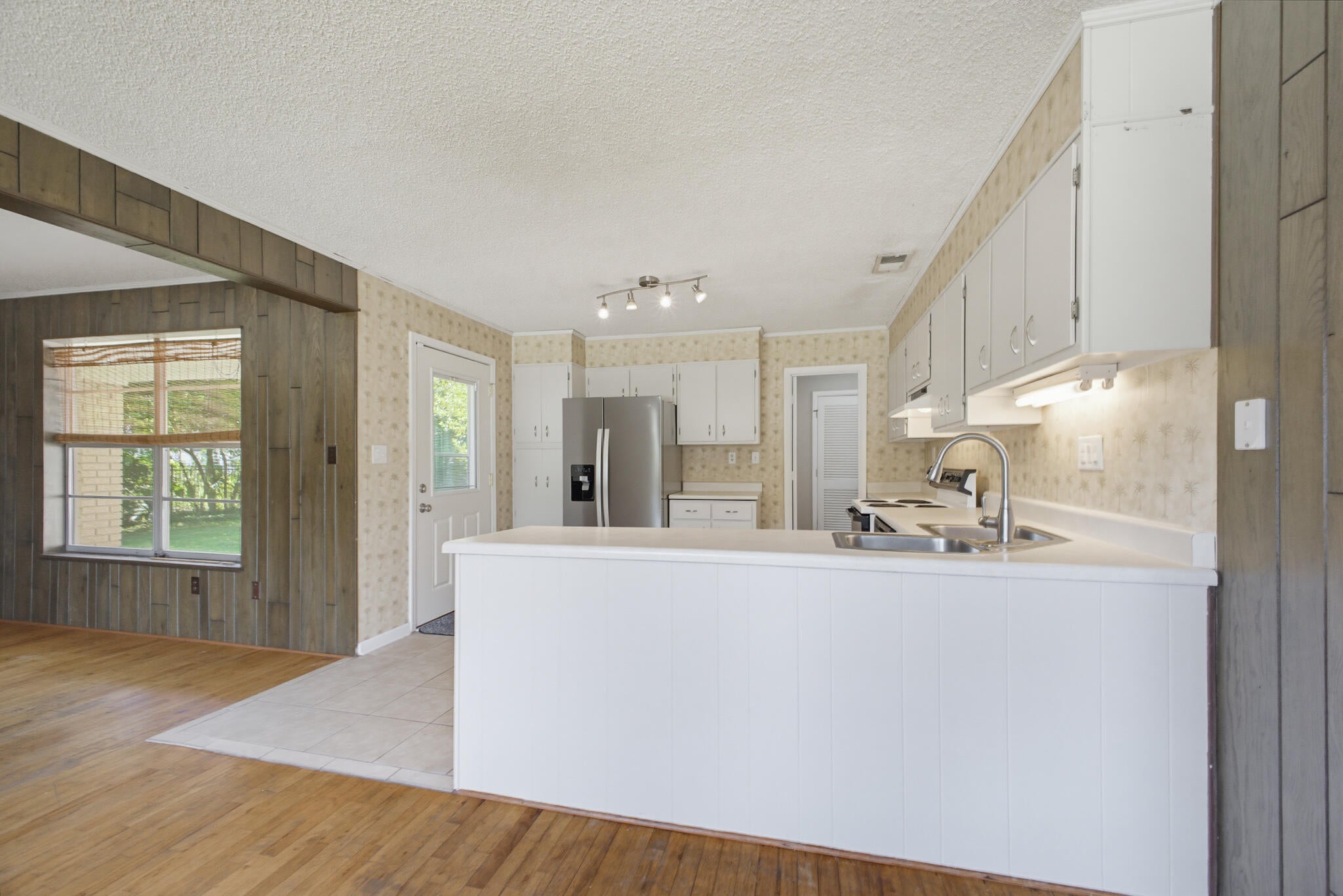 CORDOVA PARK - Residential