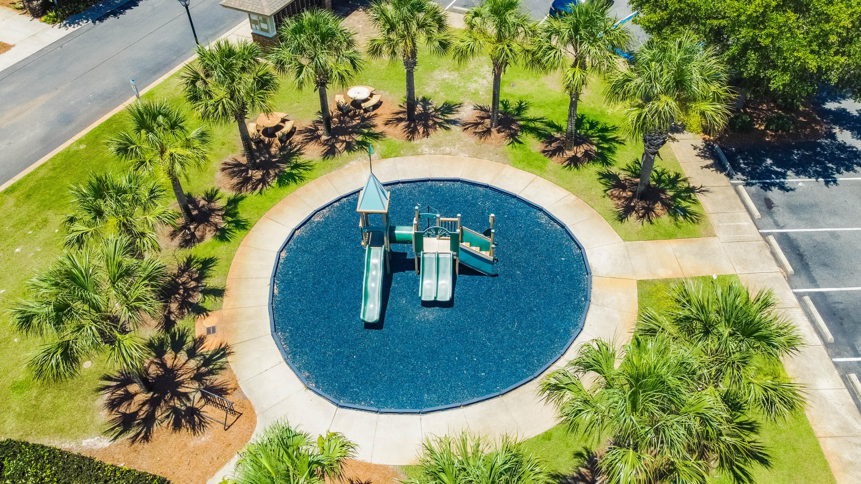 RESERVE POINTE - Residential