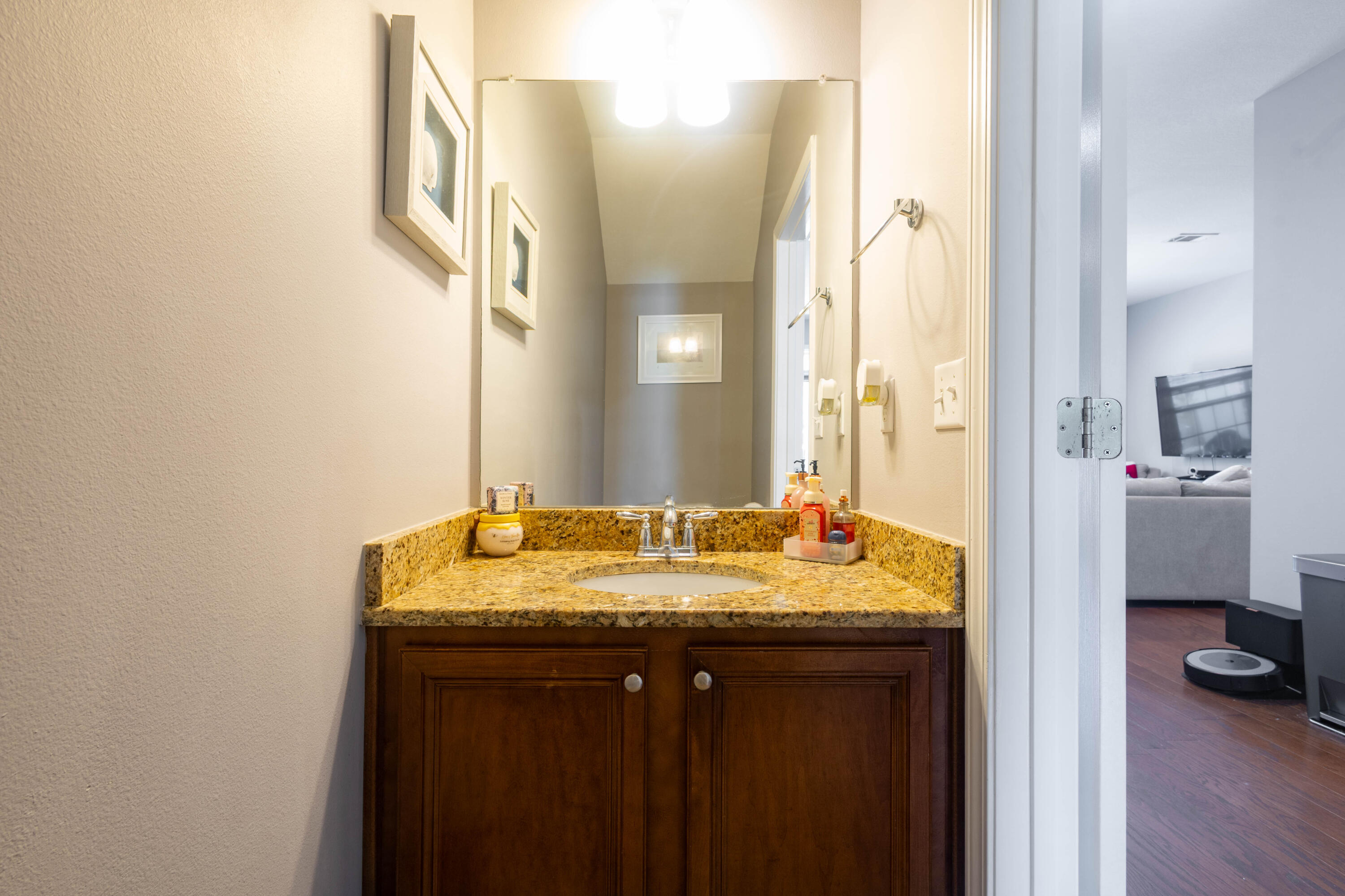 RESERVE POINTE - Residential