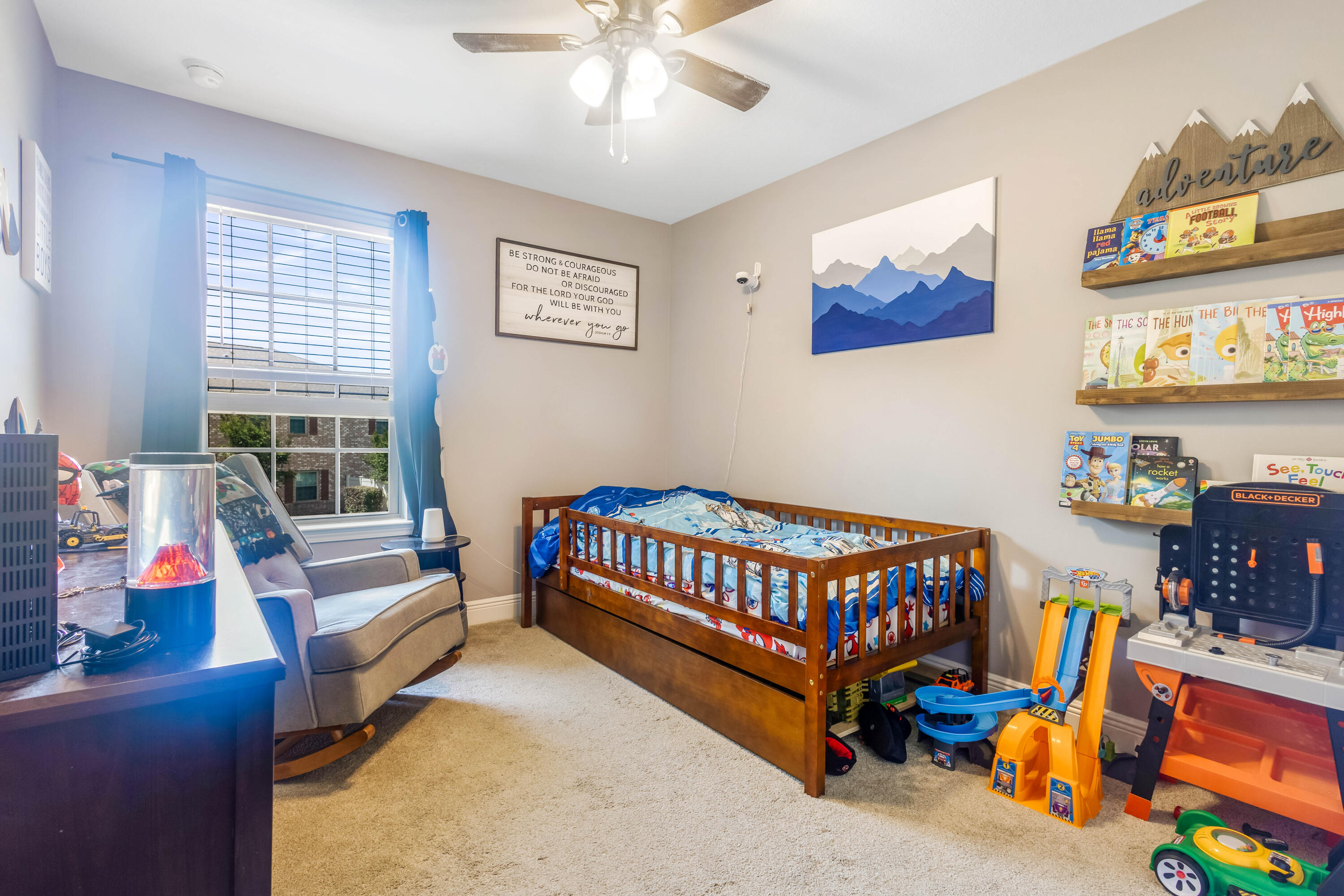 RESERVE POINTE - Residential