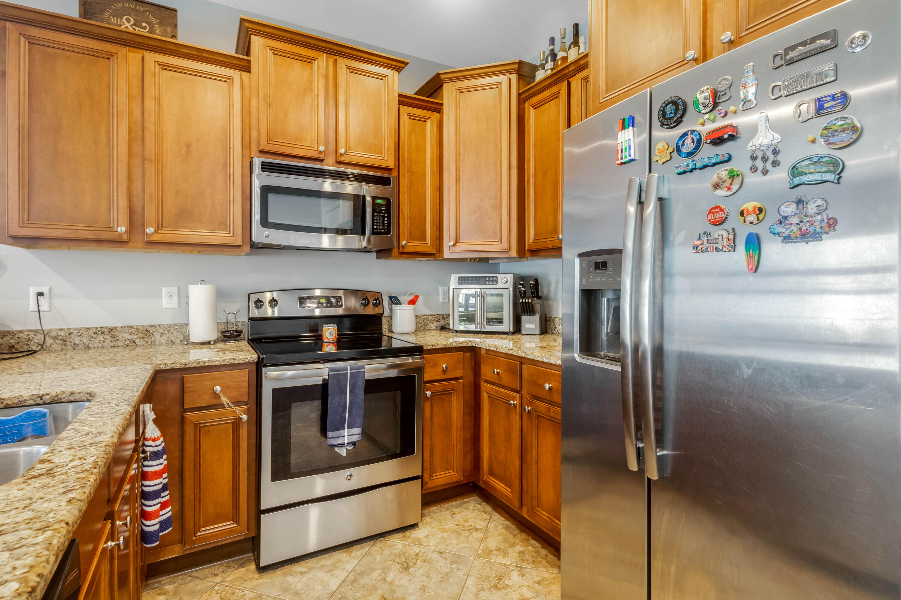 RESERVE POINTE - Residential