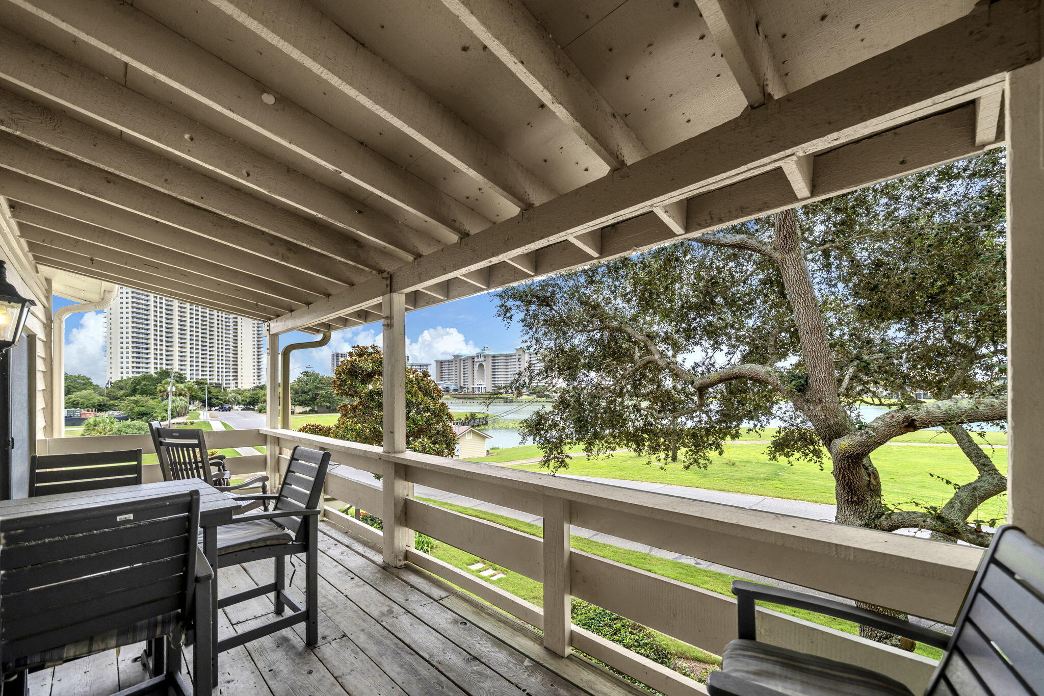SEASCAPE CONDO GARDEN VILLA - Residential