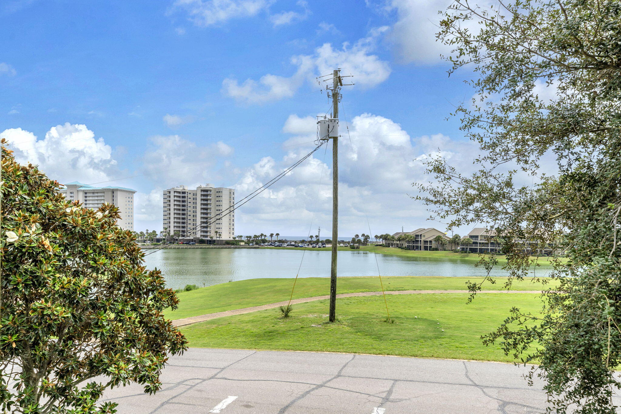 SEASCAPE CONDO GARDEN VILLA - Residential