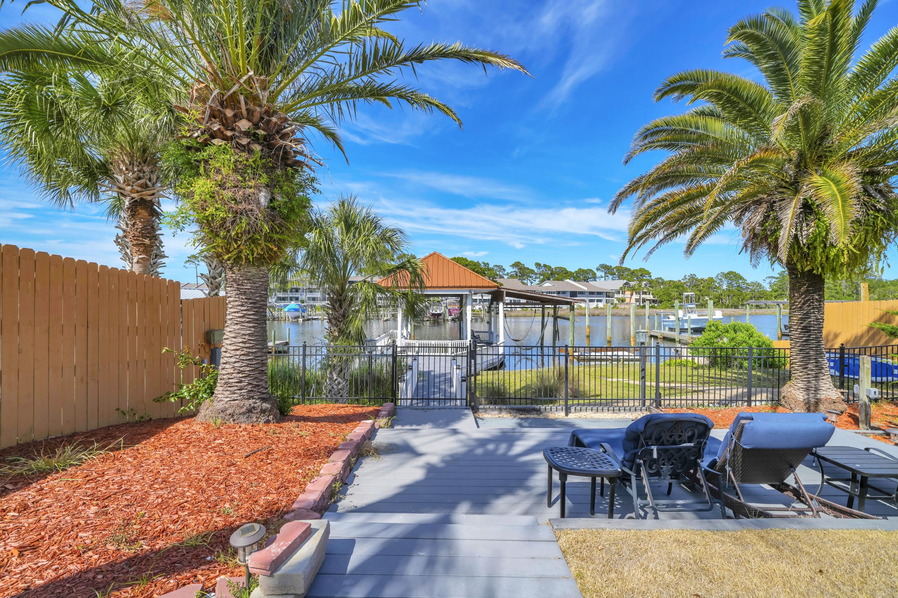 SILVER SANDS UNIT 1 - Residential