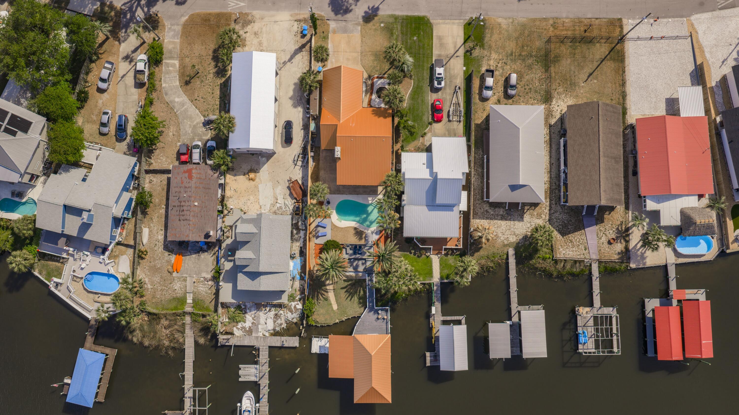SILVER SANDS UNIT 1 - Residential