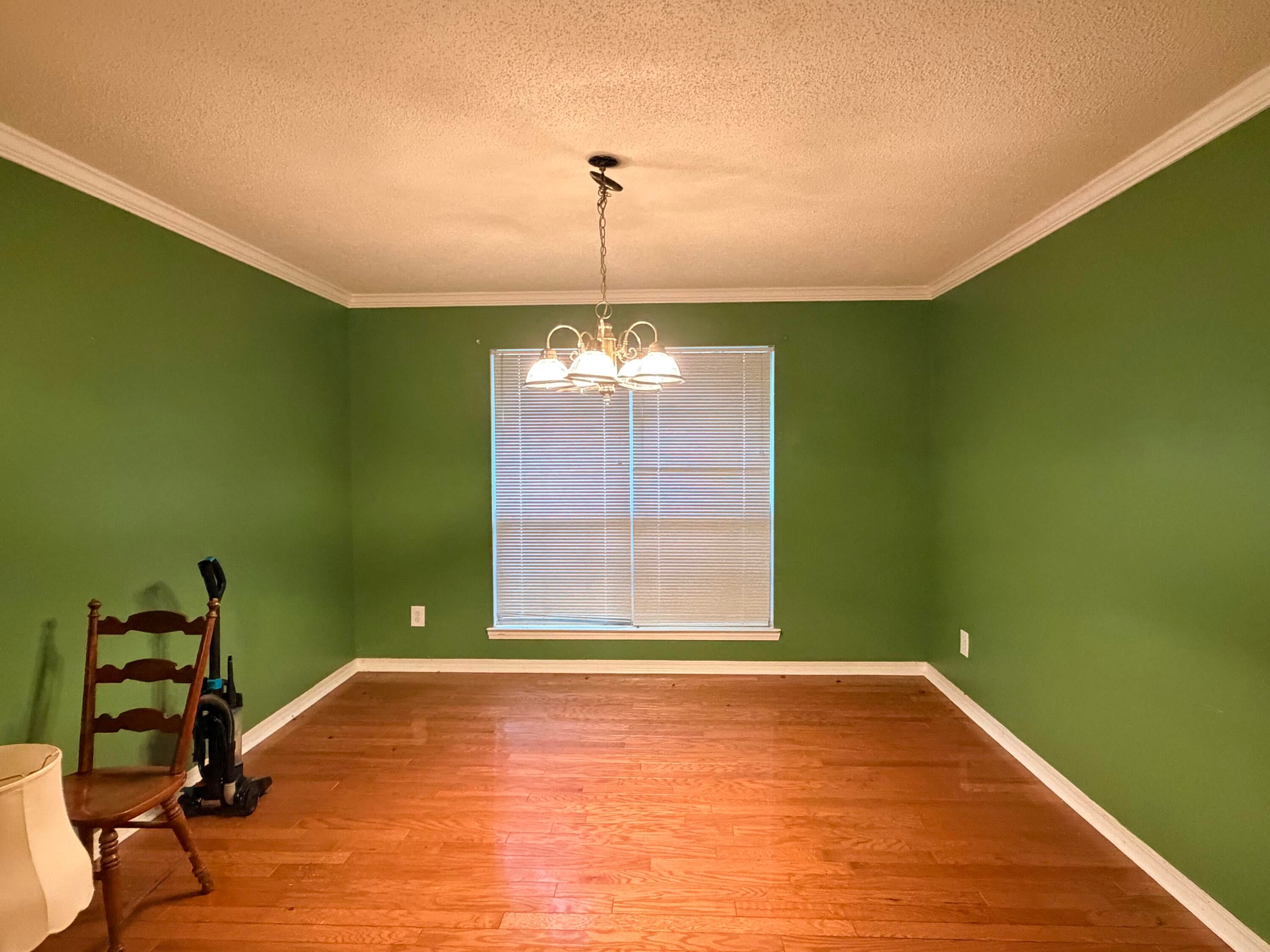 SOUTHMINSTER VILLAGE - Residential