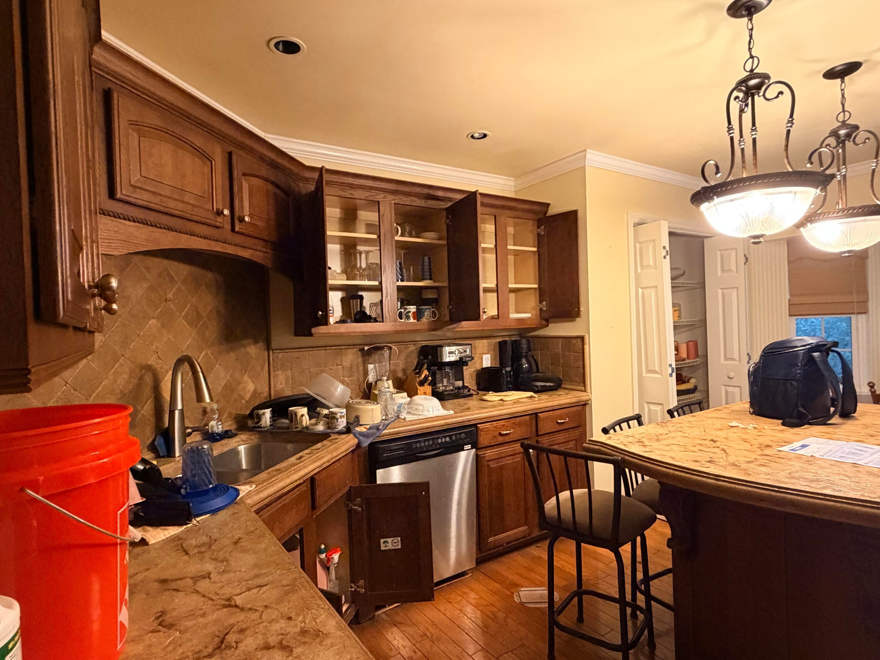 SOUTHMINSTER VILLAGE - Residential