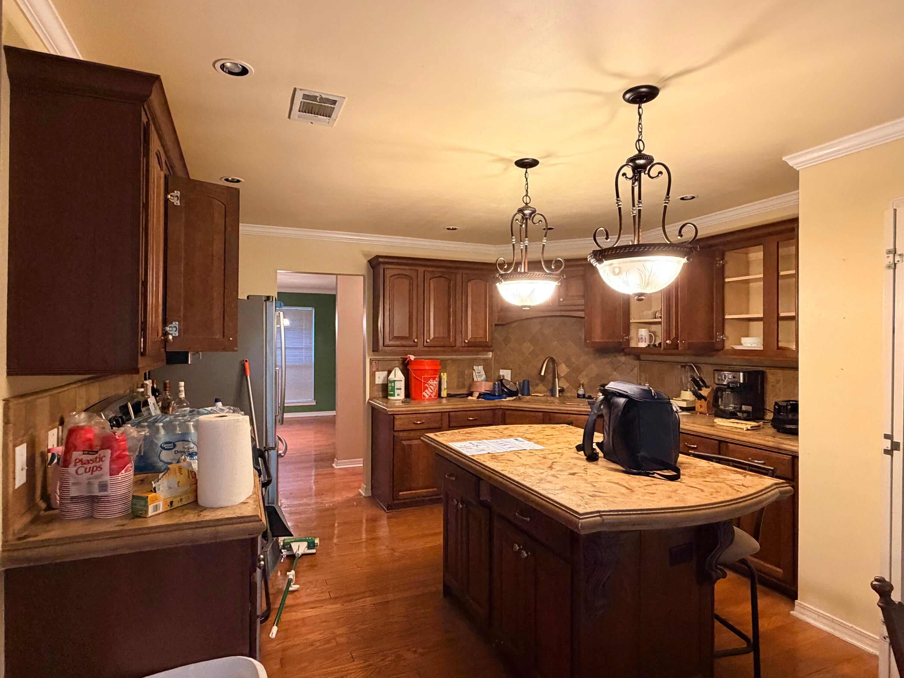 SOUTHMINSTER VILLAGE - Residential