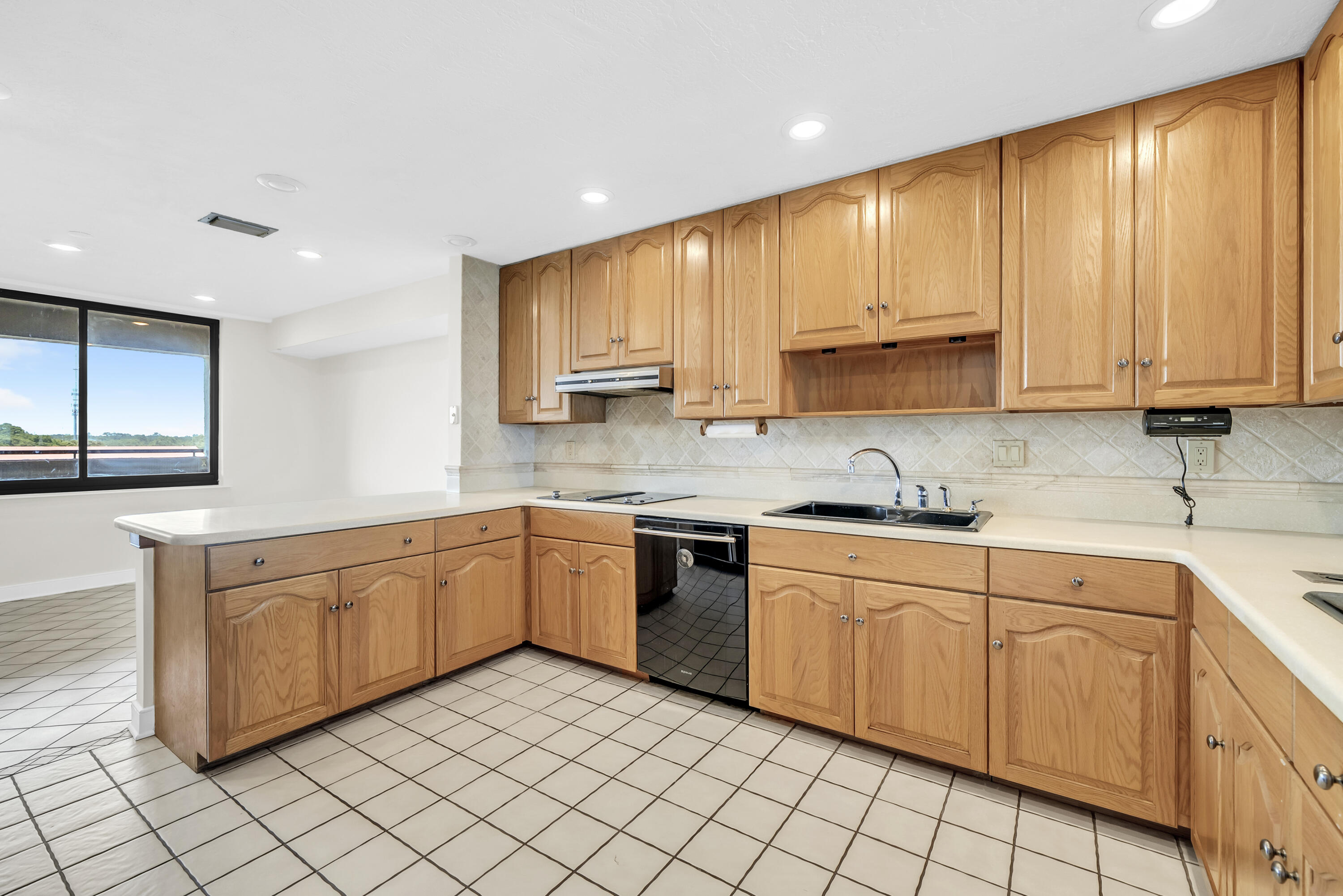 TWO HUNDRED WEST CONDO - Residential