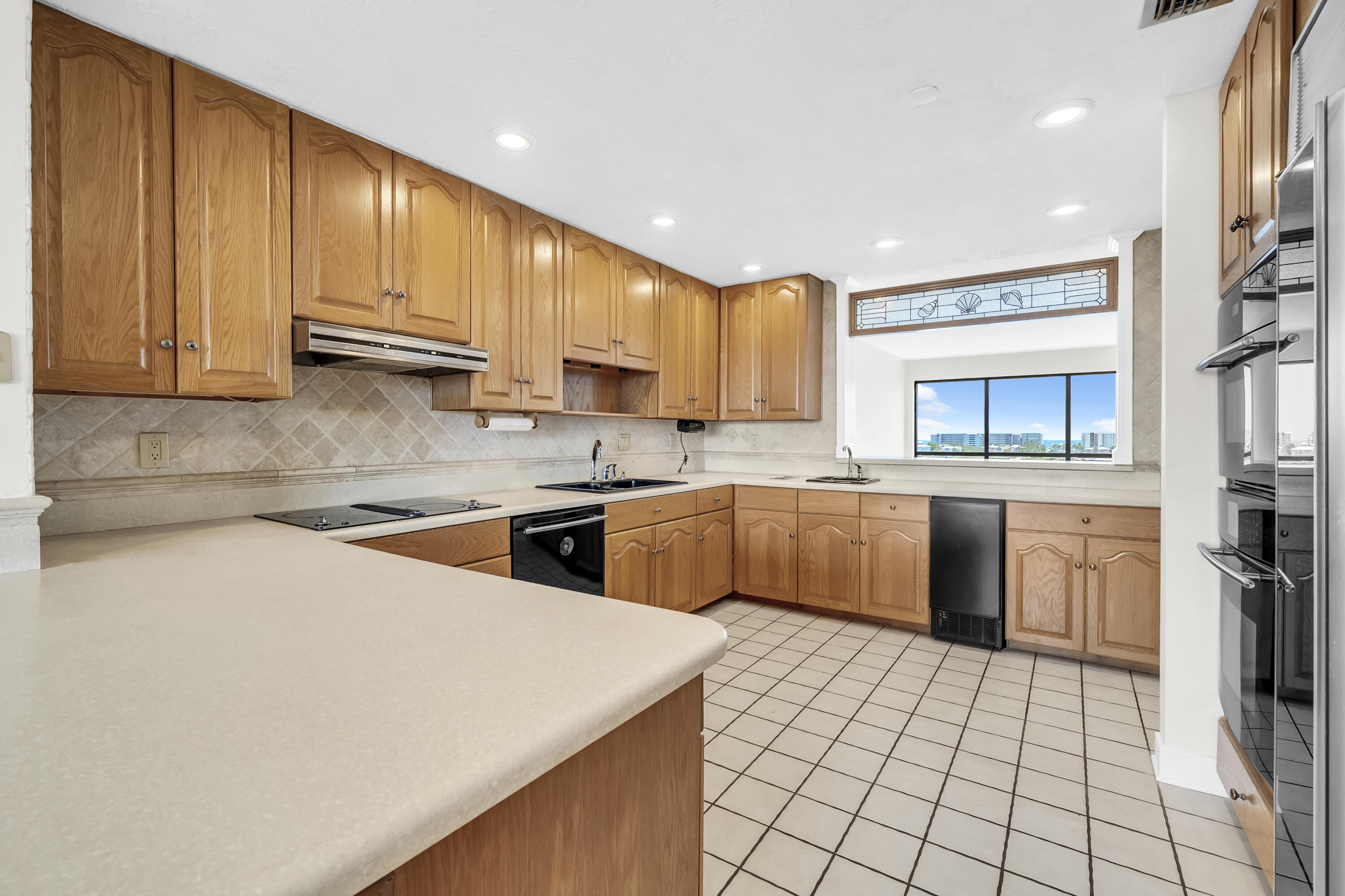 TWO HUNDRED WEST CONDO - Residential