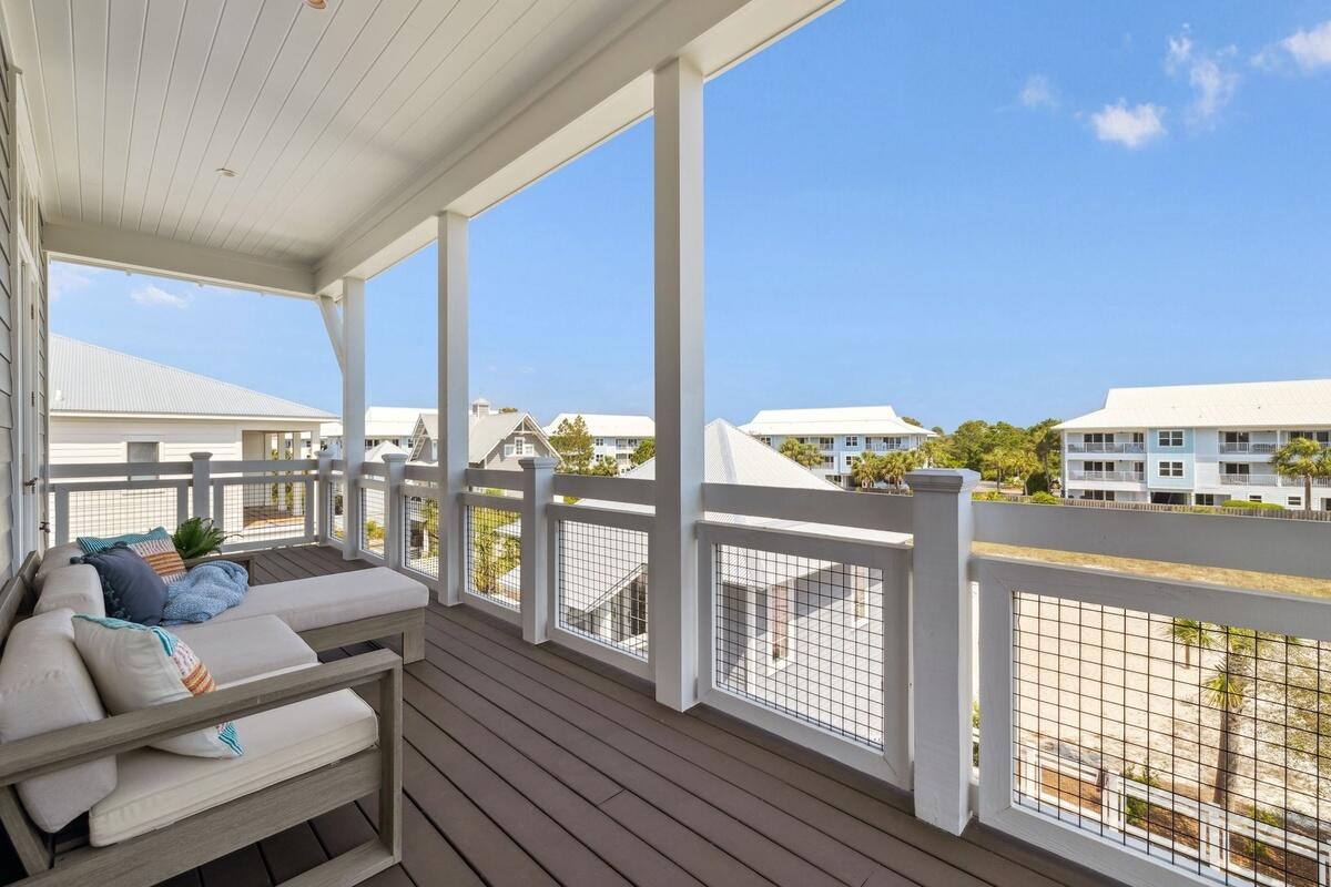 WALK OVER DUNES - Residential