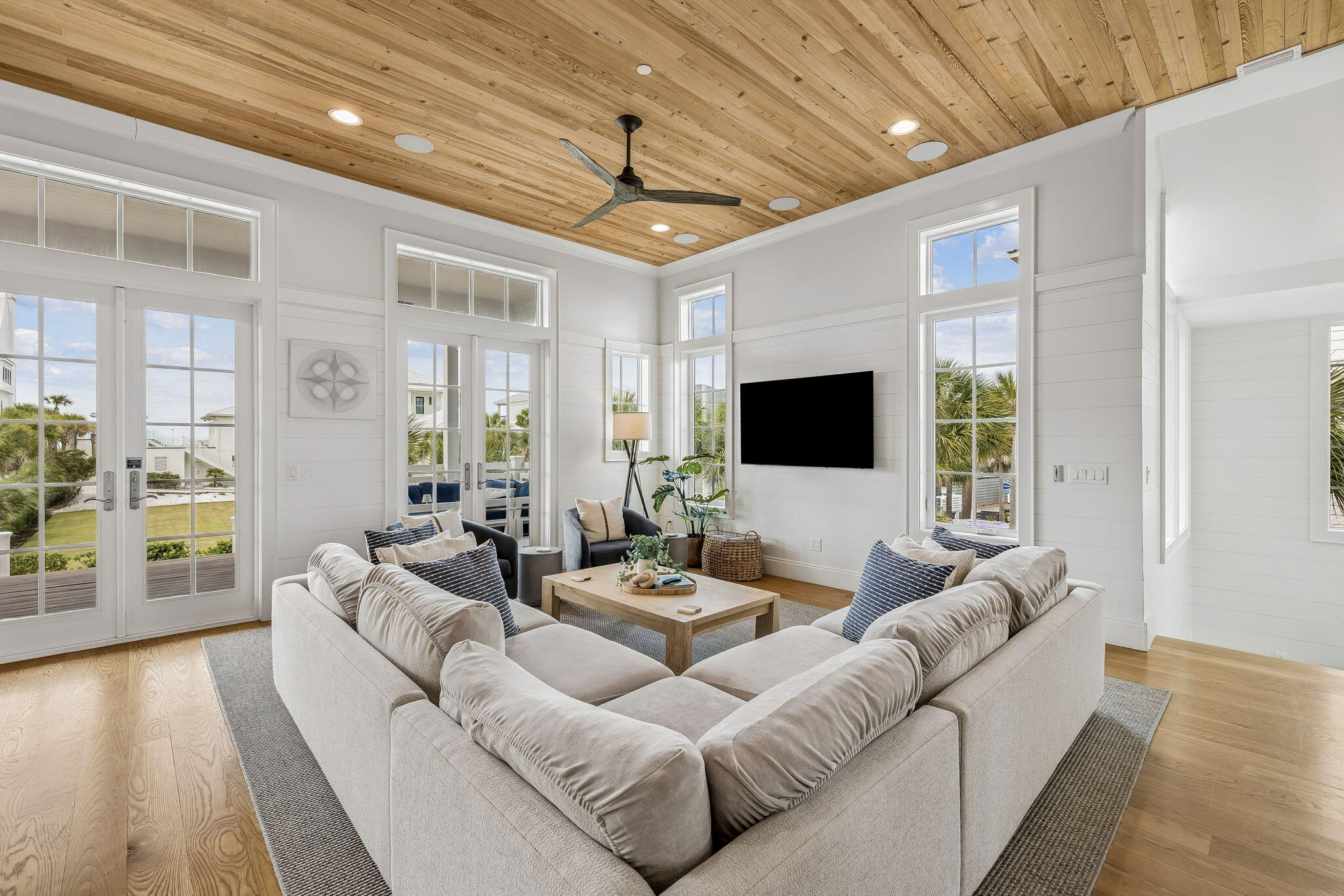 WALK OVER DUNES - Residential
