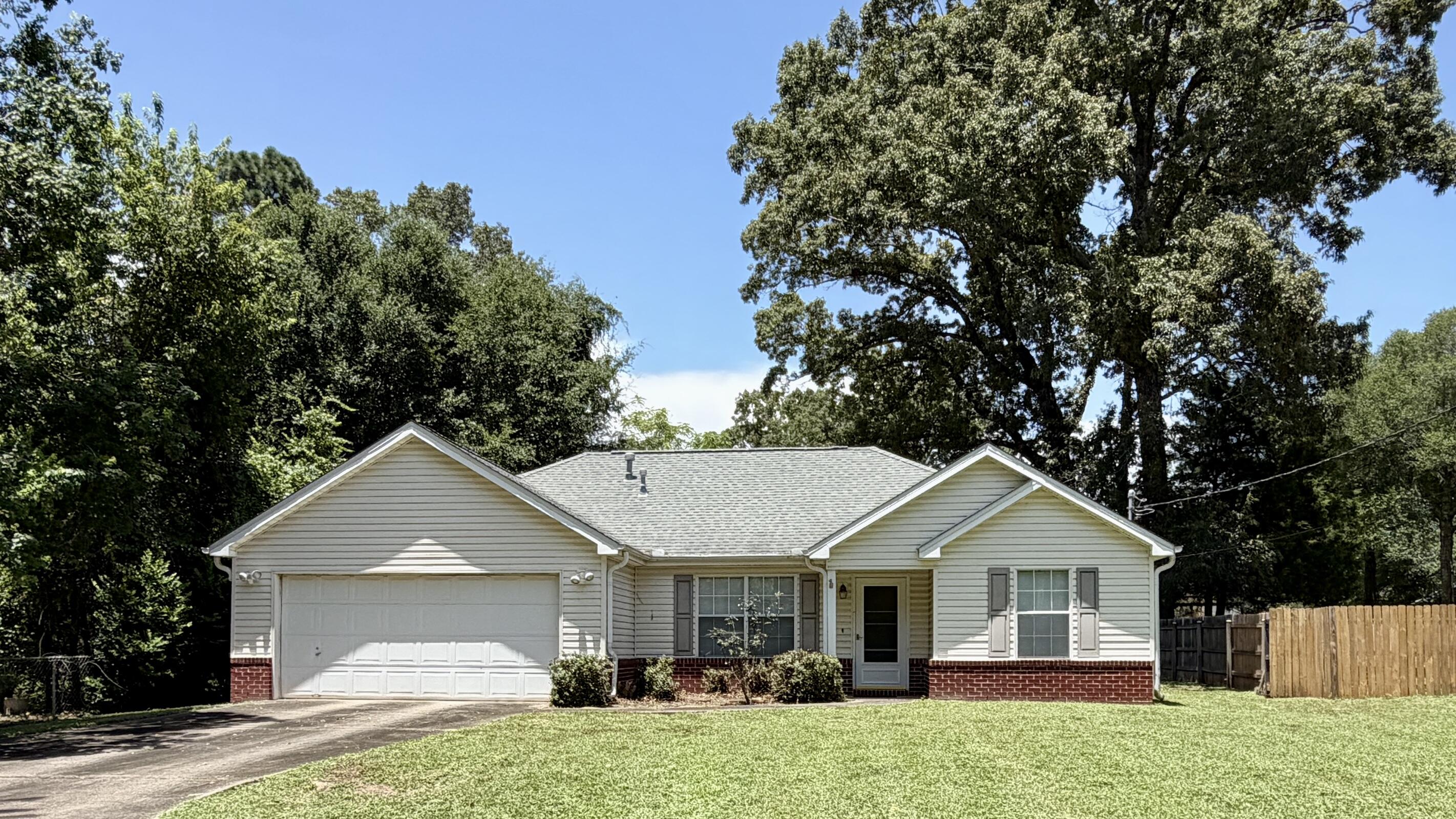 ADAMS POWELL - Residential
