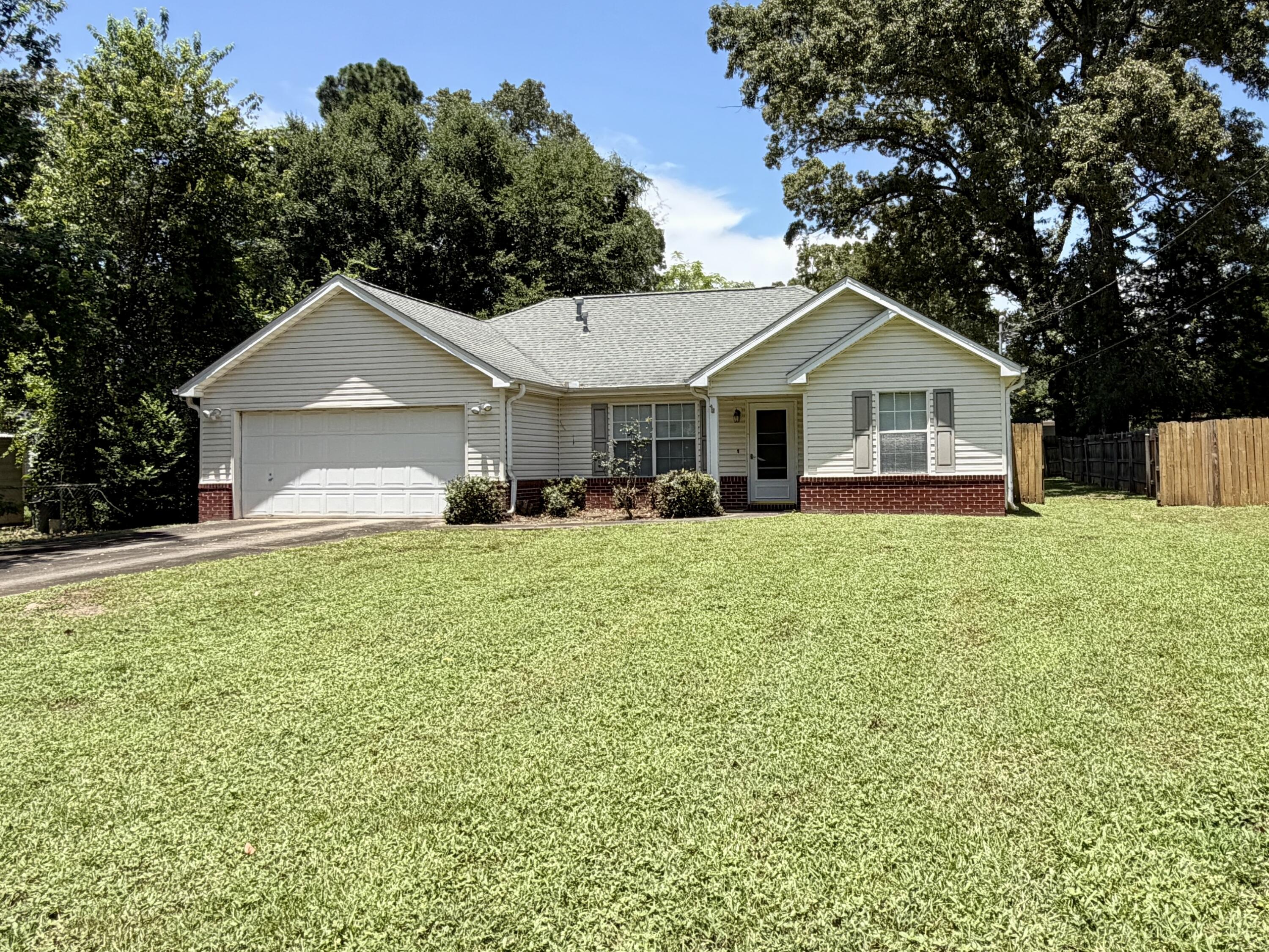 ADAMS POWELL - Residential