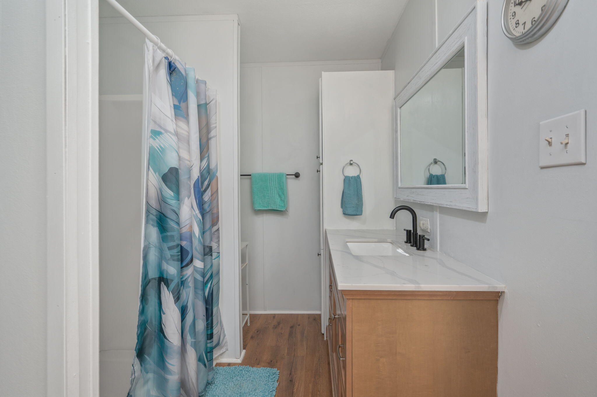 NO RECORDED SUBDIVISION - Residential