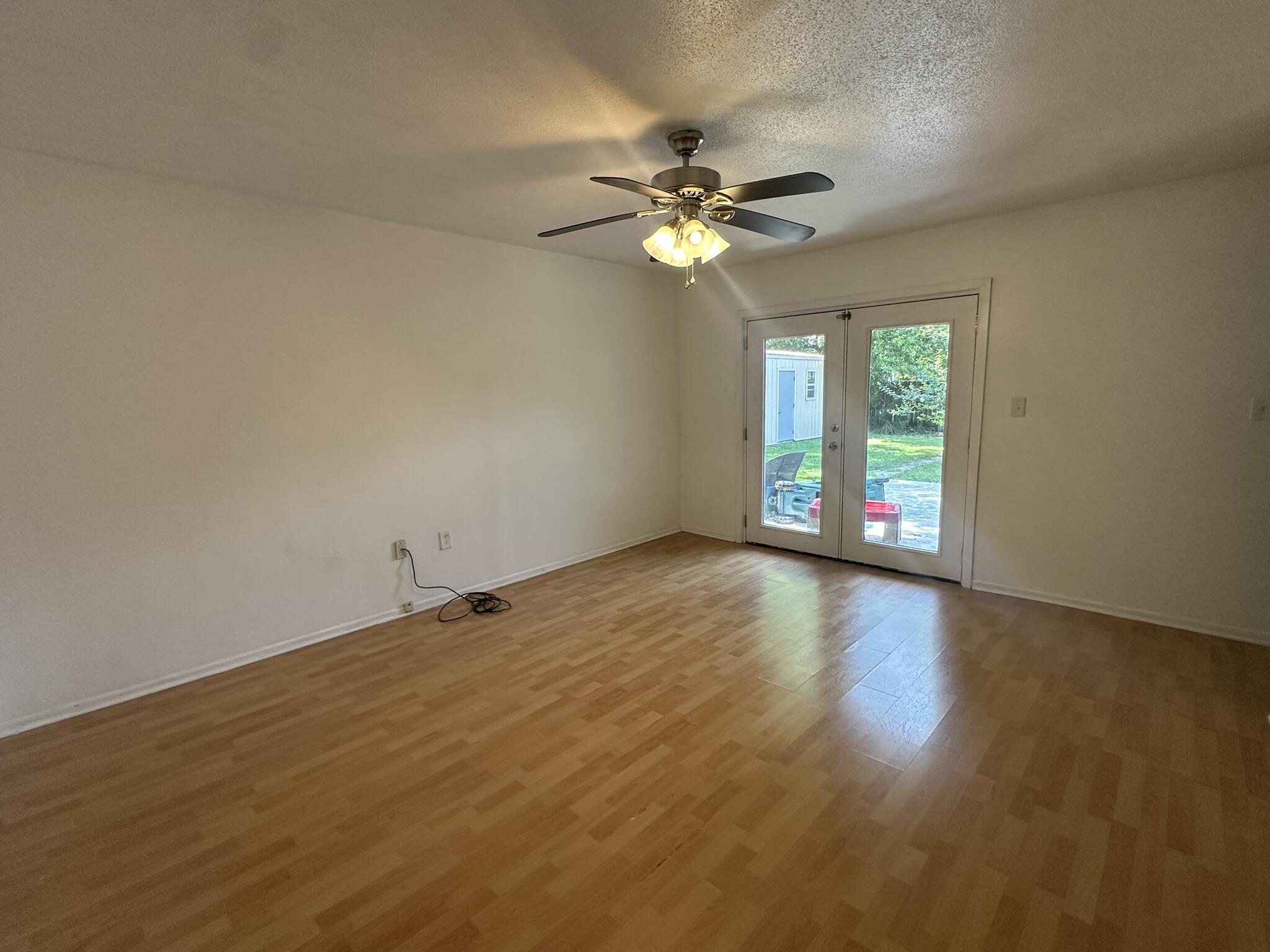 GARNIERS HEIGHTS 1ST ADDN - Residential