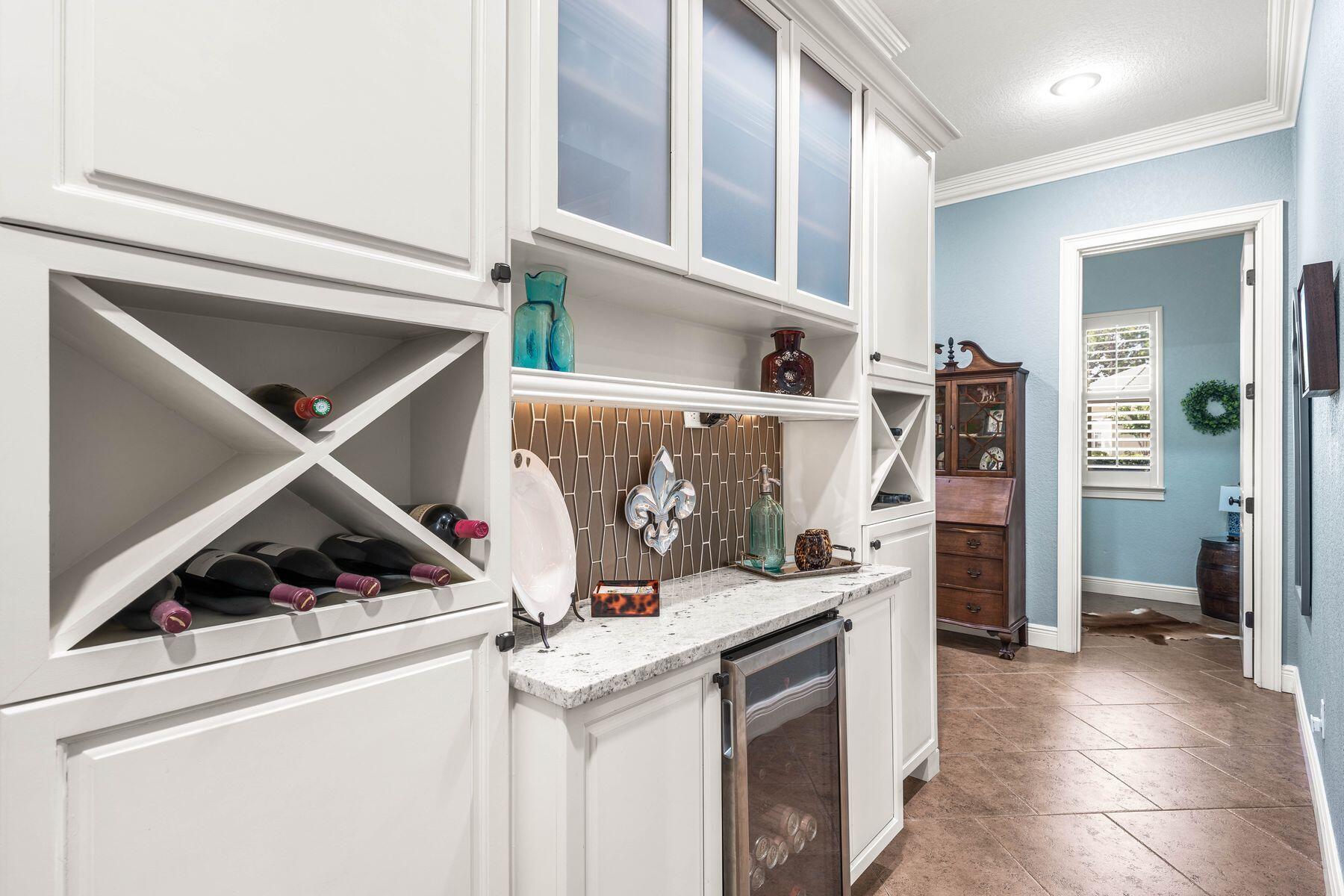 EMERALD BAY PH 1-B - Residential
