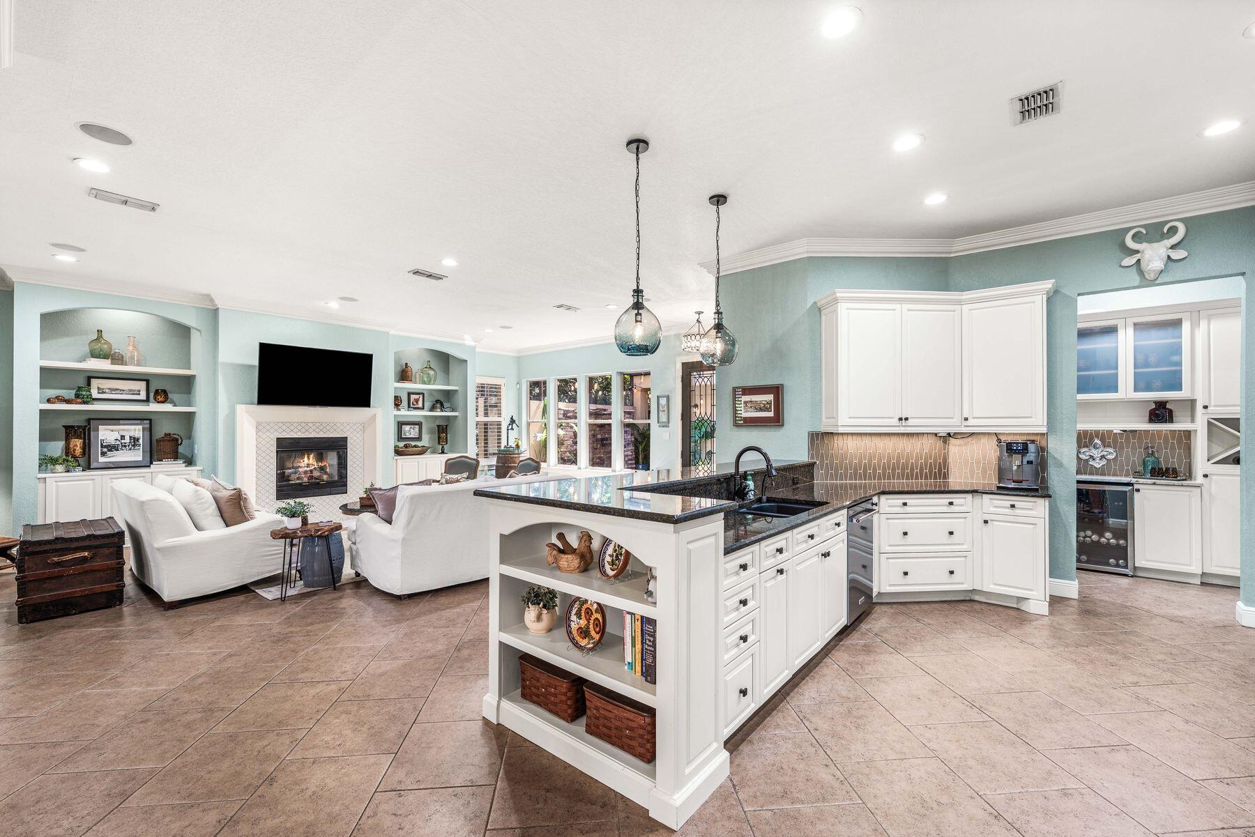 EMERALD BAY PH 1-B - Residential