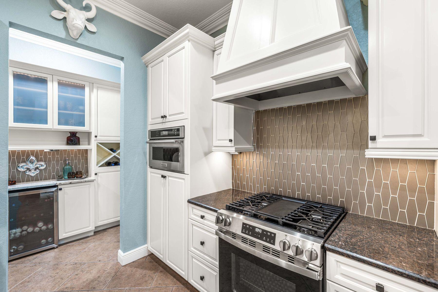 EMERALD BAY PH 1-B - Residential
