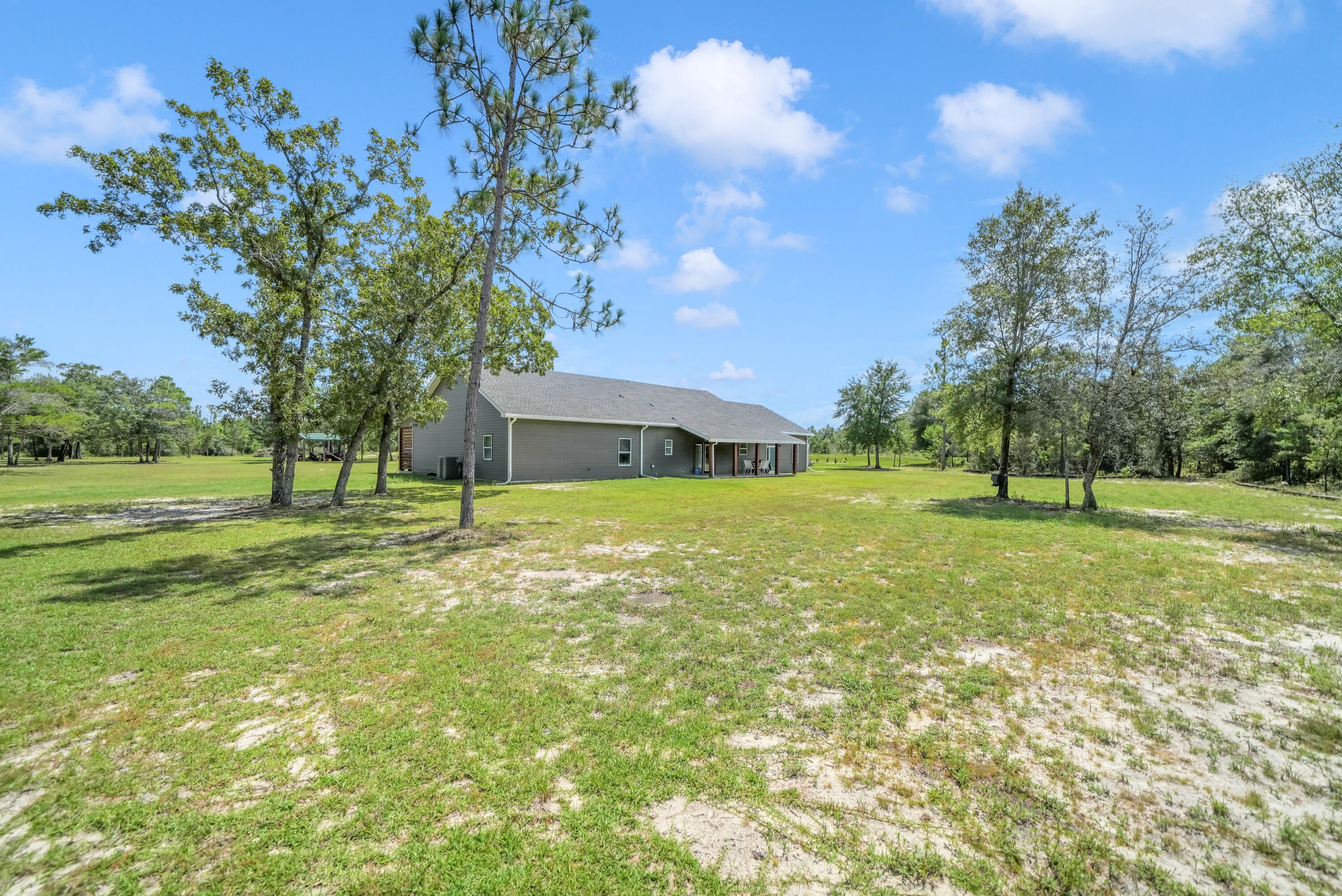 NO RECORDED SUBDIVISION - Residential