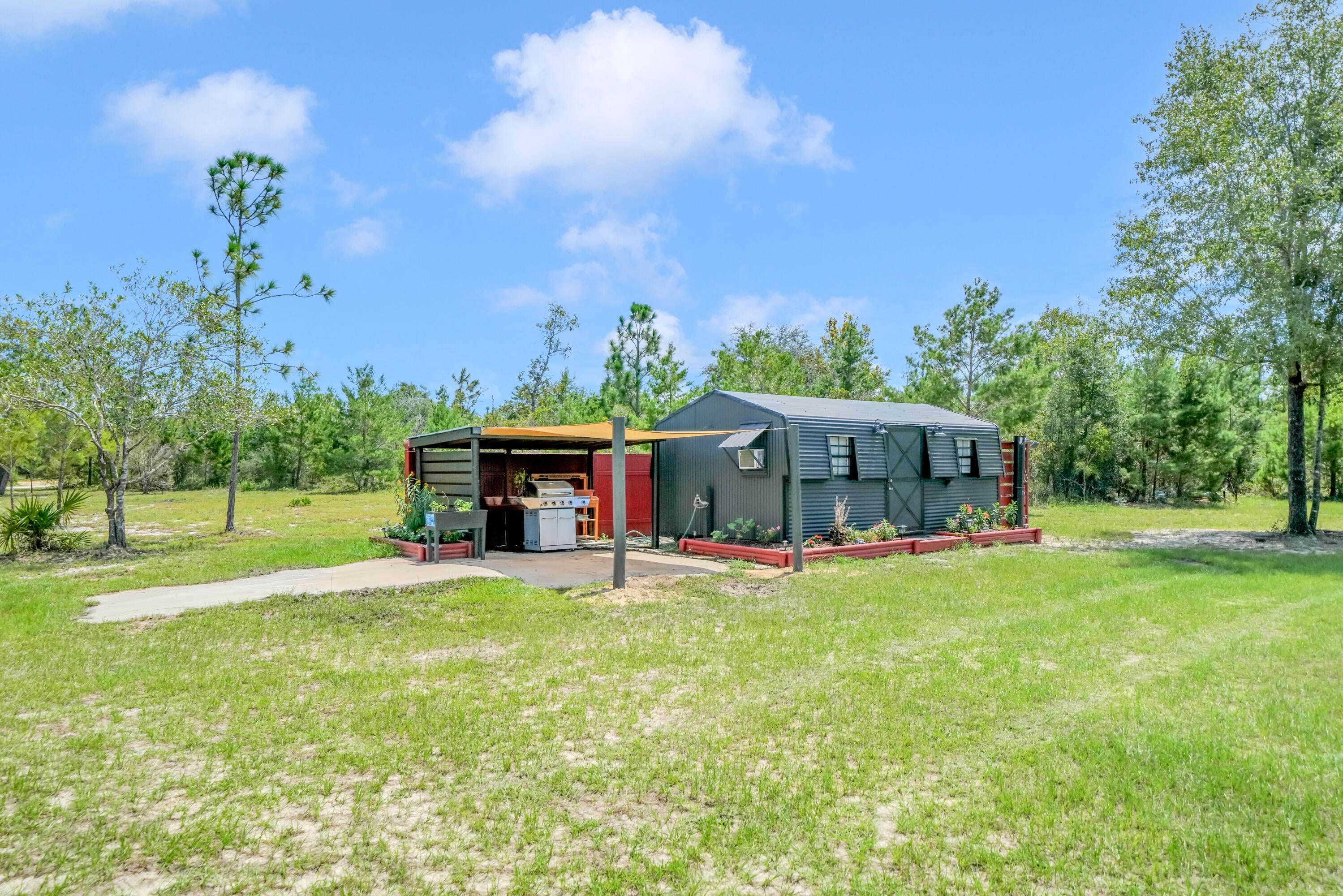 NO RECORDED SUBDIVISION - Residential