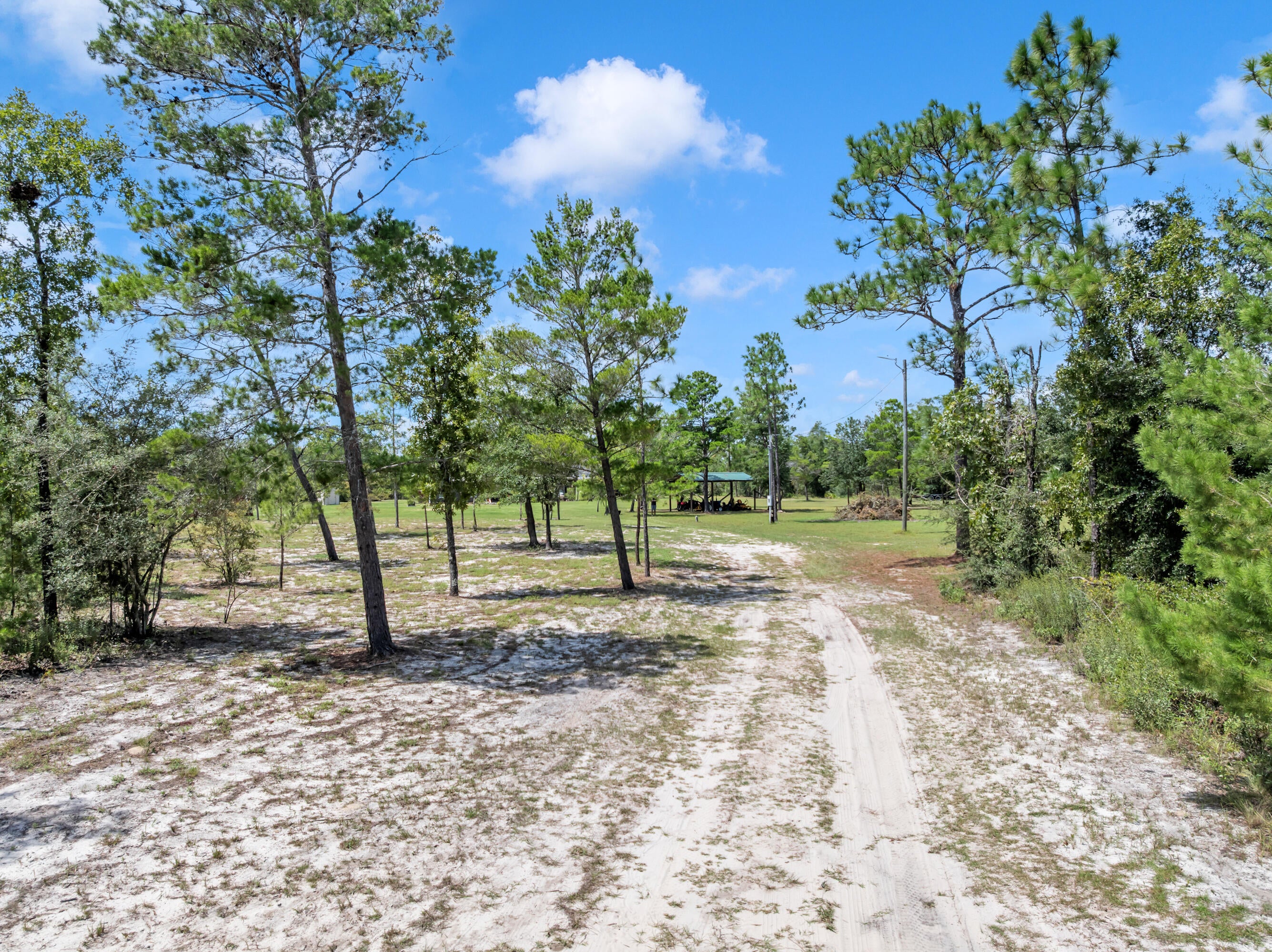 NO RECORDED SUBDIVISION - Residential