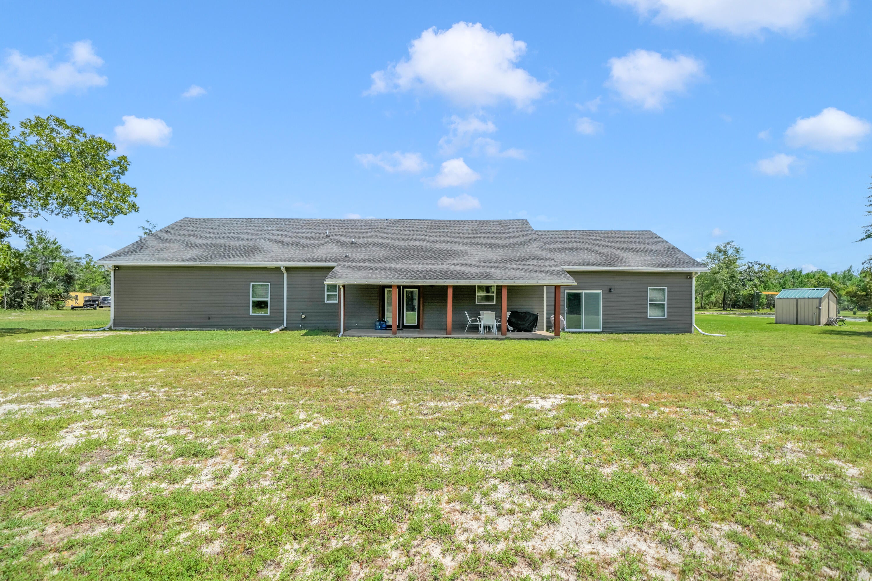 NO RECORDED SUBDIVISION - Residential