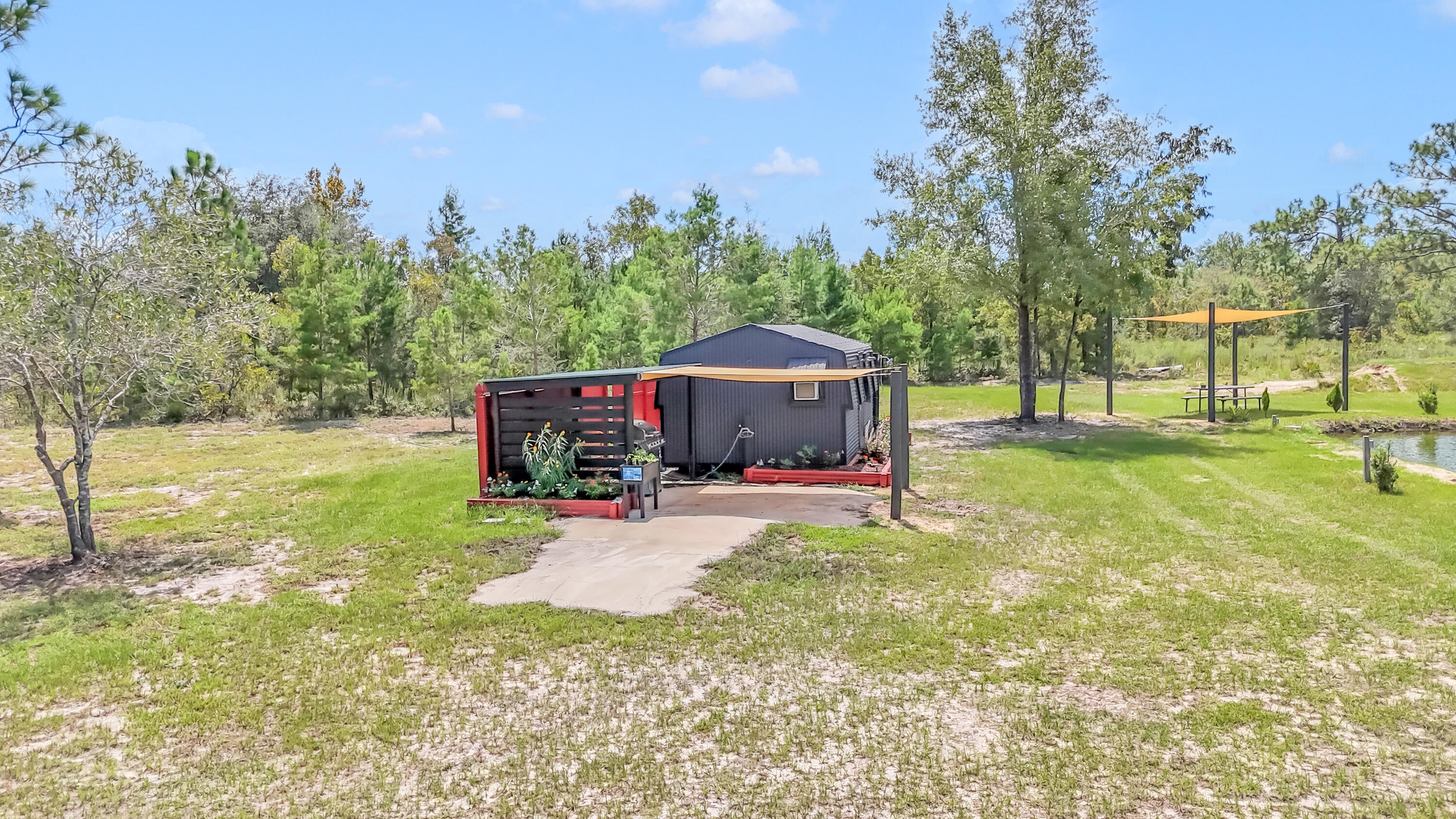 NO RECORDED SUBDIVISION - Residential