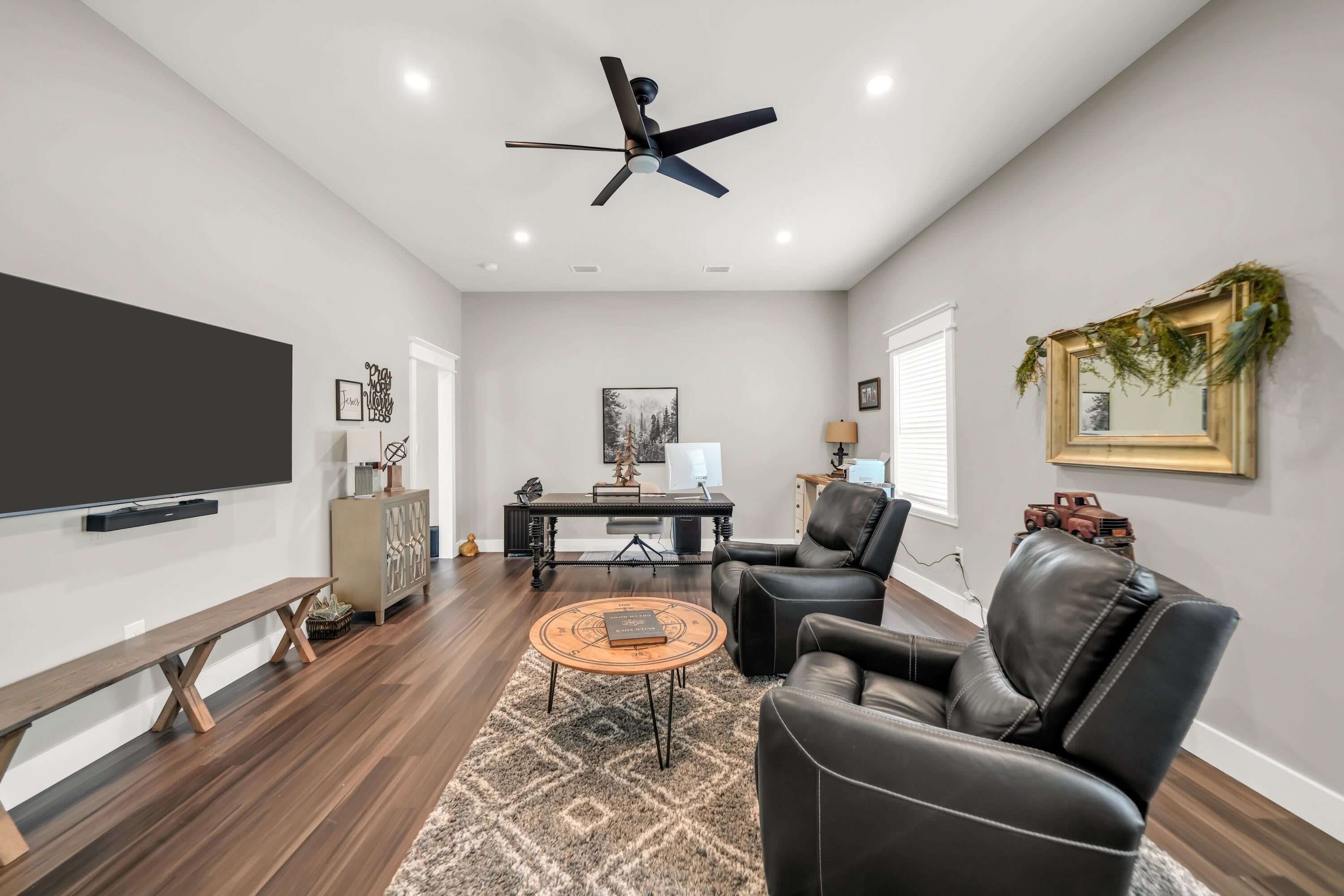 NO RECORDED SUBDIVISION - Residential