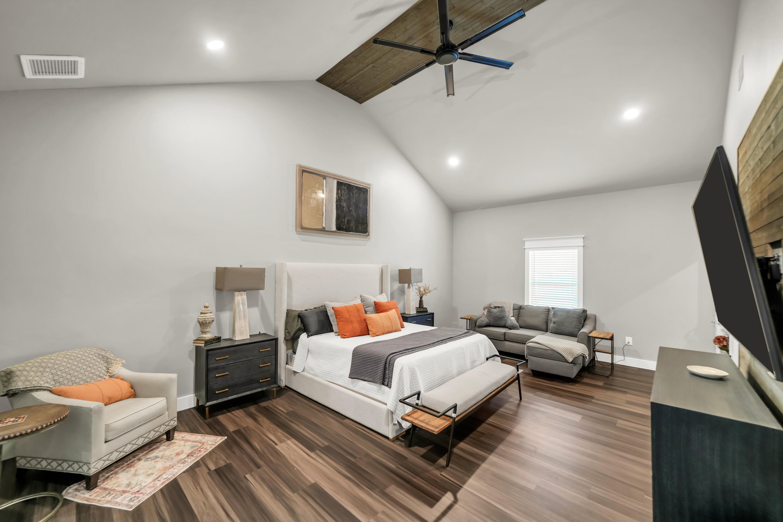 NO RECORDED SUBDIVISION - Residential