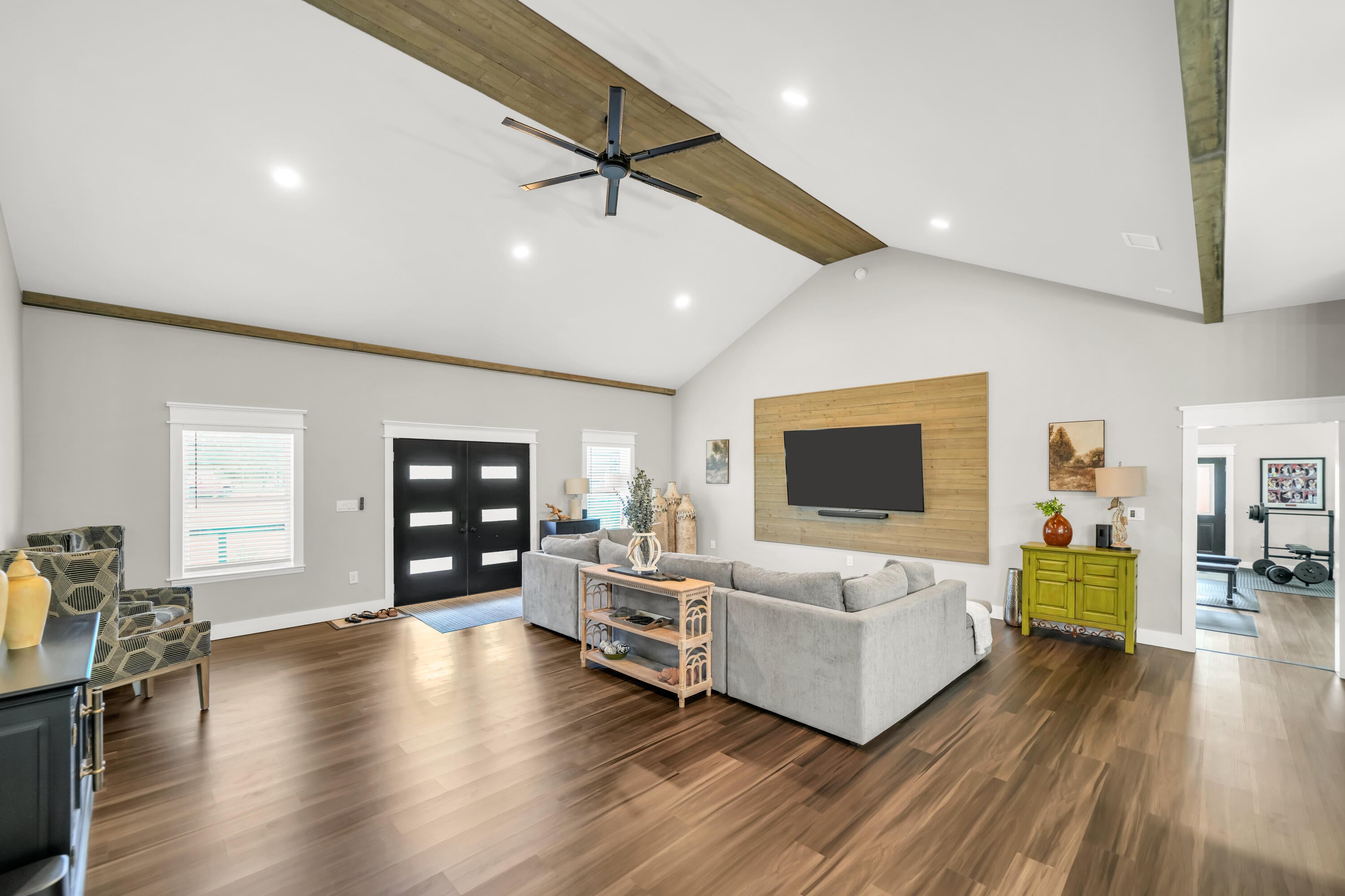 NO RECORDED SUBDIVISION - Residential