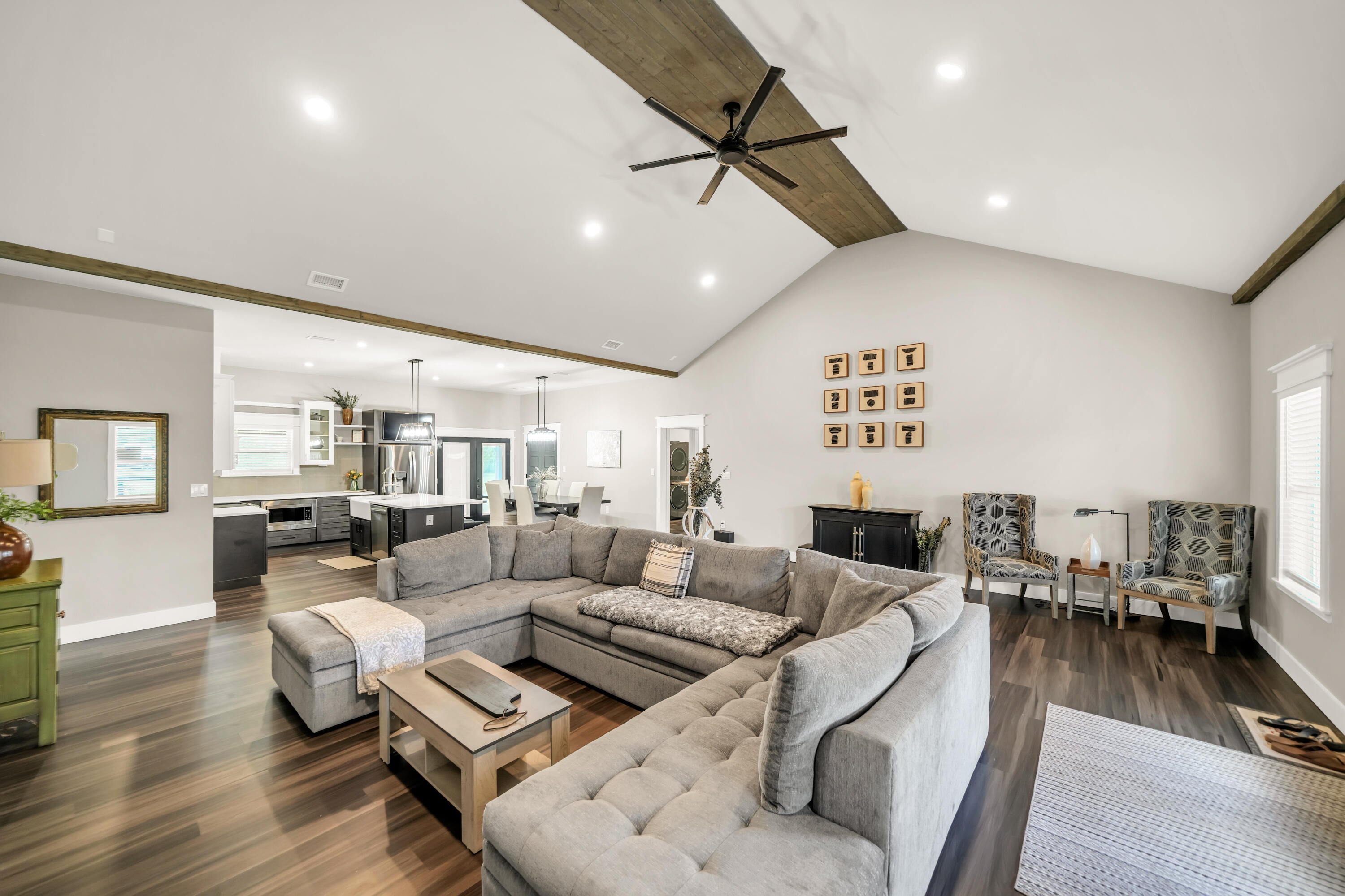 NO RECORDED SUBDIVISION - Residential