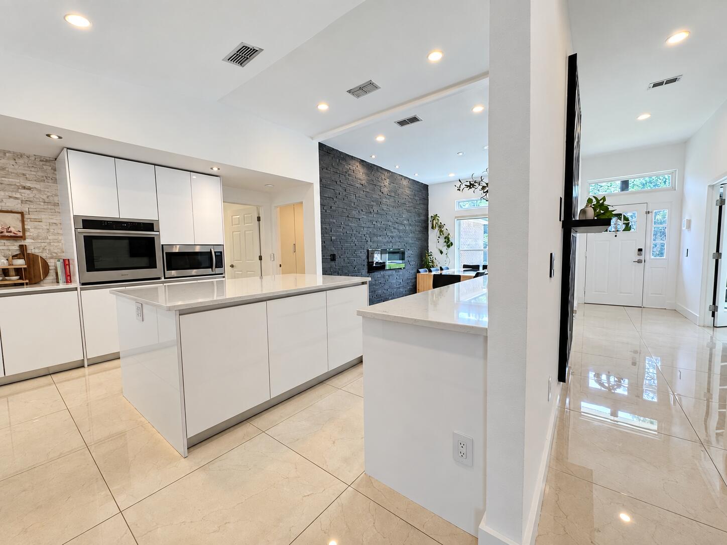 WOODMONT ESTATES AT HOLLEY BY THE SEA - Residential