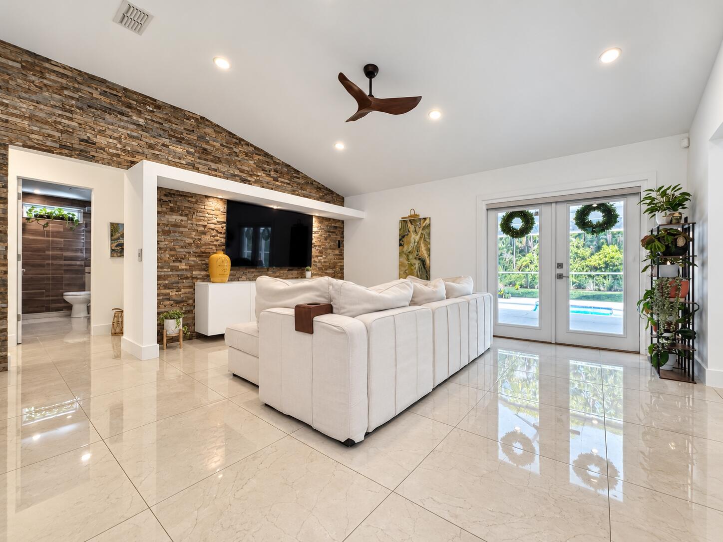 WOODMONT ESTATES AT HOLLEY BY THE SEA - Residential
