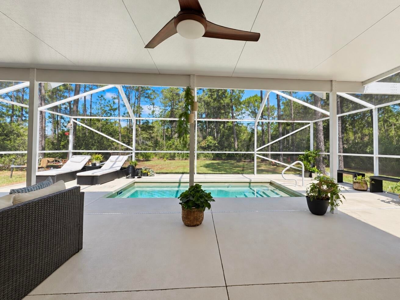 WOODMONT ESTATES AT HOLLEY BY THE SEA - Residential