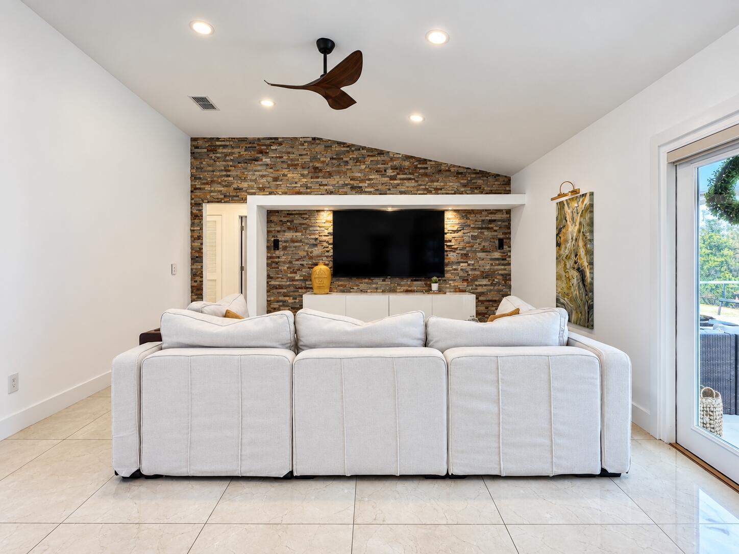 WOODMONT ESTATES AT HOLLEY BY THE SEA - Residential