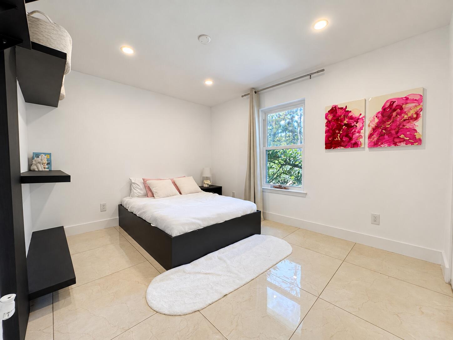WOODMONT ESTATES AT HOLLEY BY THE SEA - Residential
