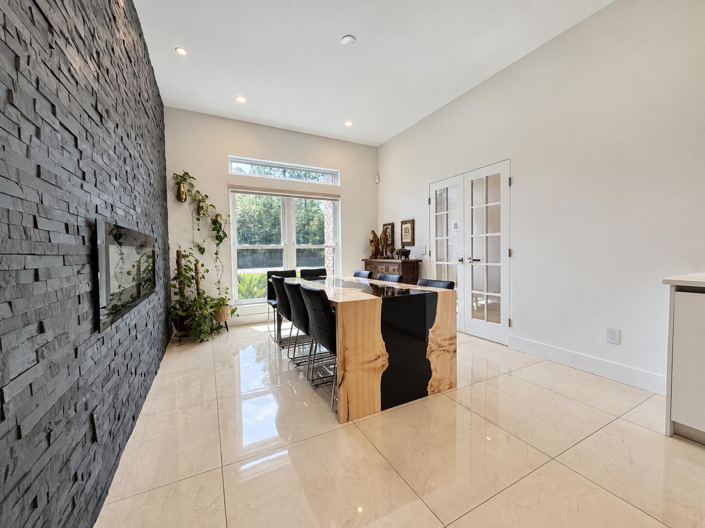 WOODMONT ESTATES AT HOLLEY BY THE SEA - Residential