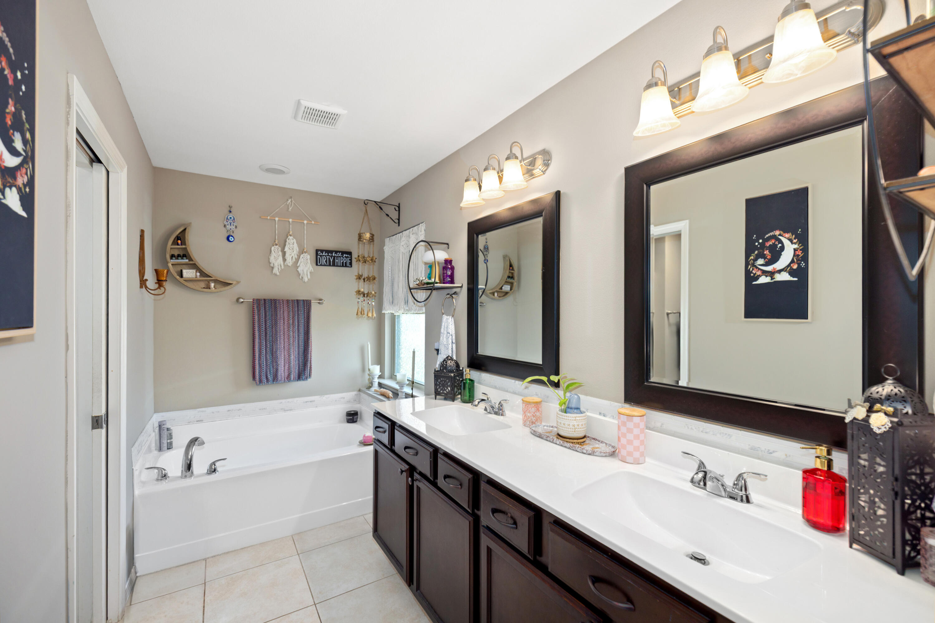 SANDY RIDGE COTTAGES - Residential