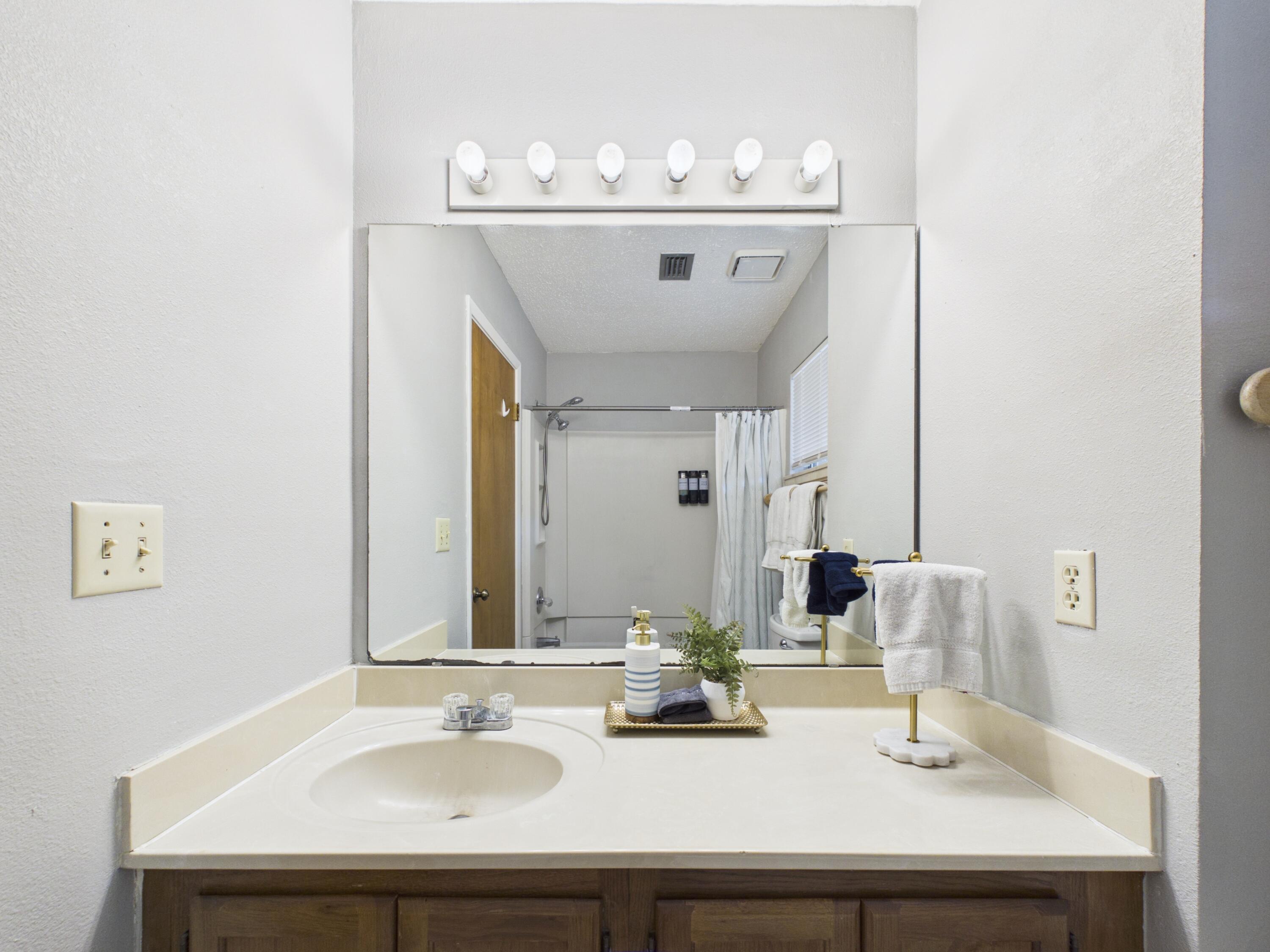 MARINA VILLA CONDOS AT BLUEWATER BAY - Residential