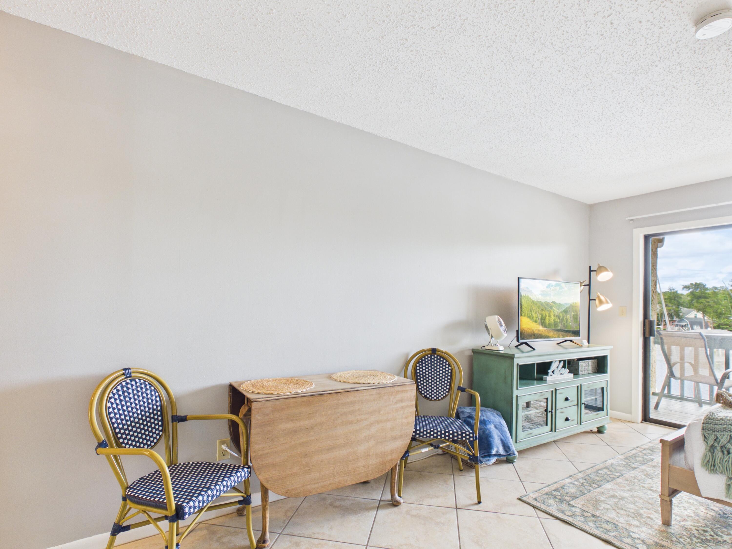 MARINA VILLA CONDOS AT BLUEWATER BAY - Residential